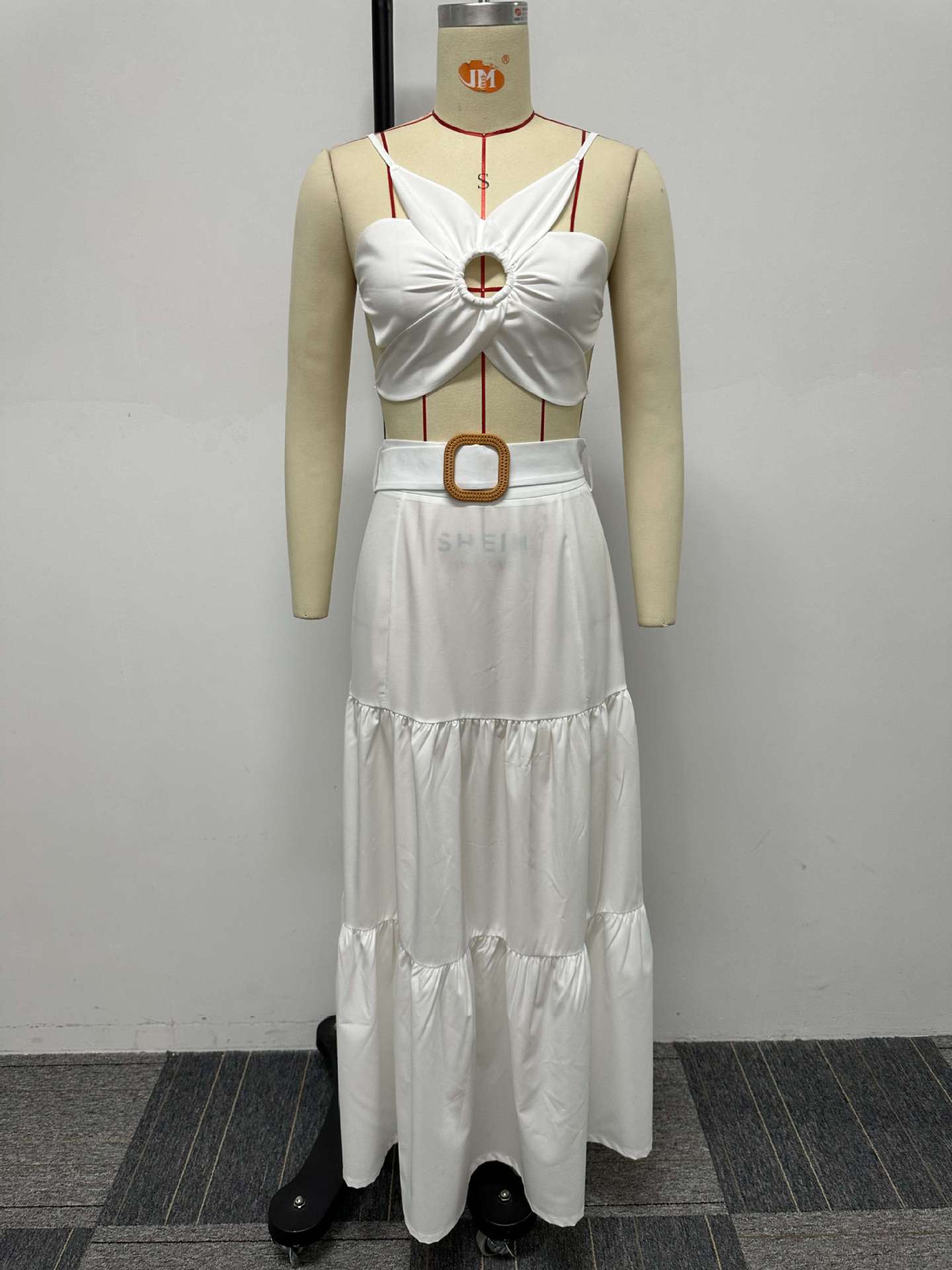 Women Sexy Solid Crop Top and Belt Skirt Two-Piece Set 10