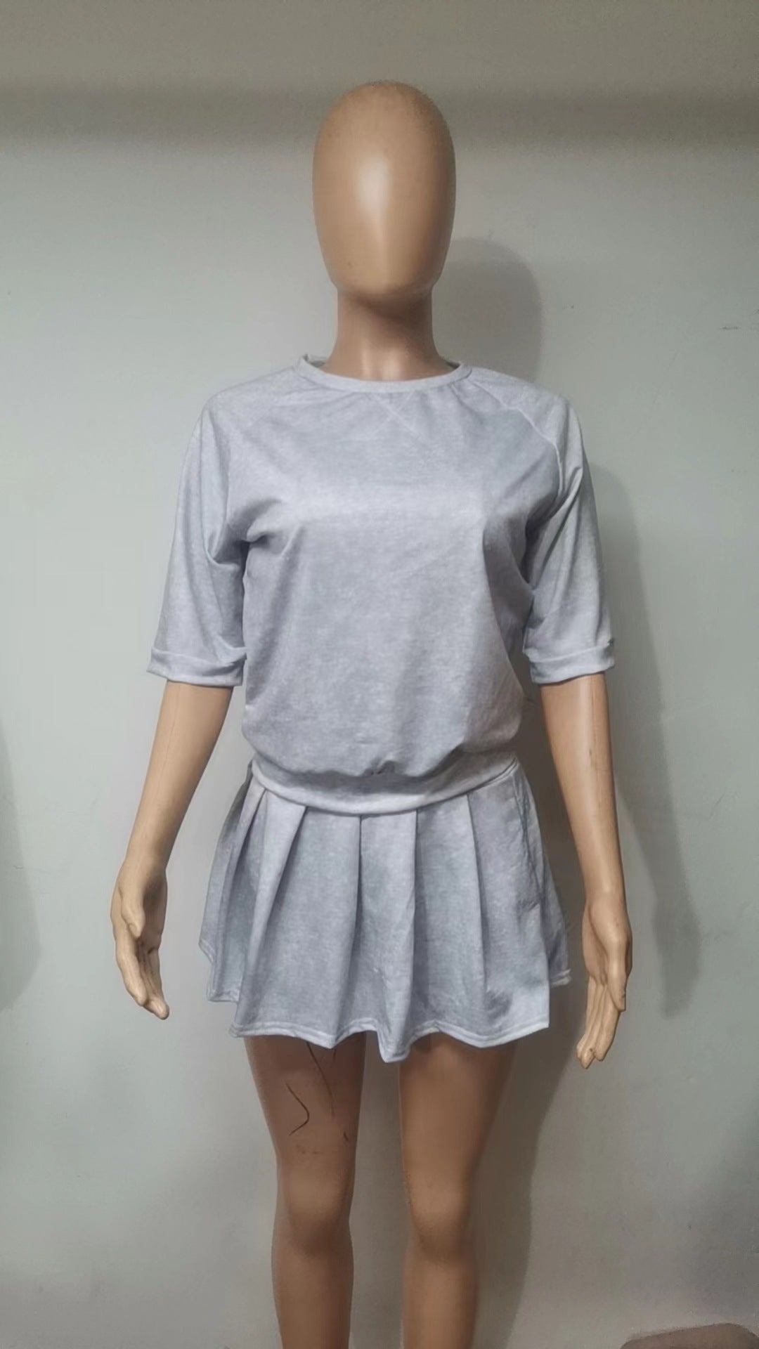 Women's Printed Loose Casual T-Shirt Pleated Skirt Two-Piece Set 7