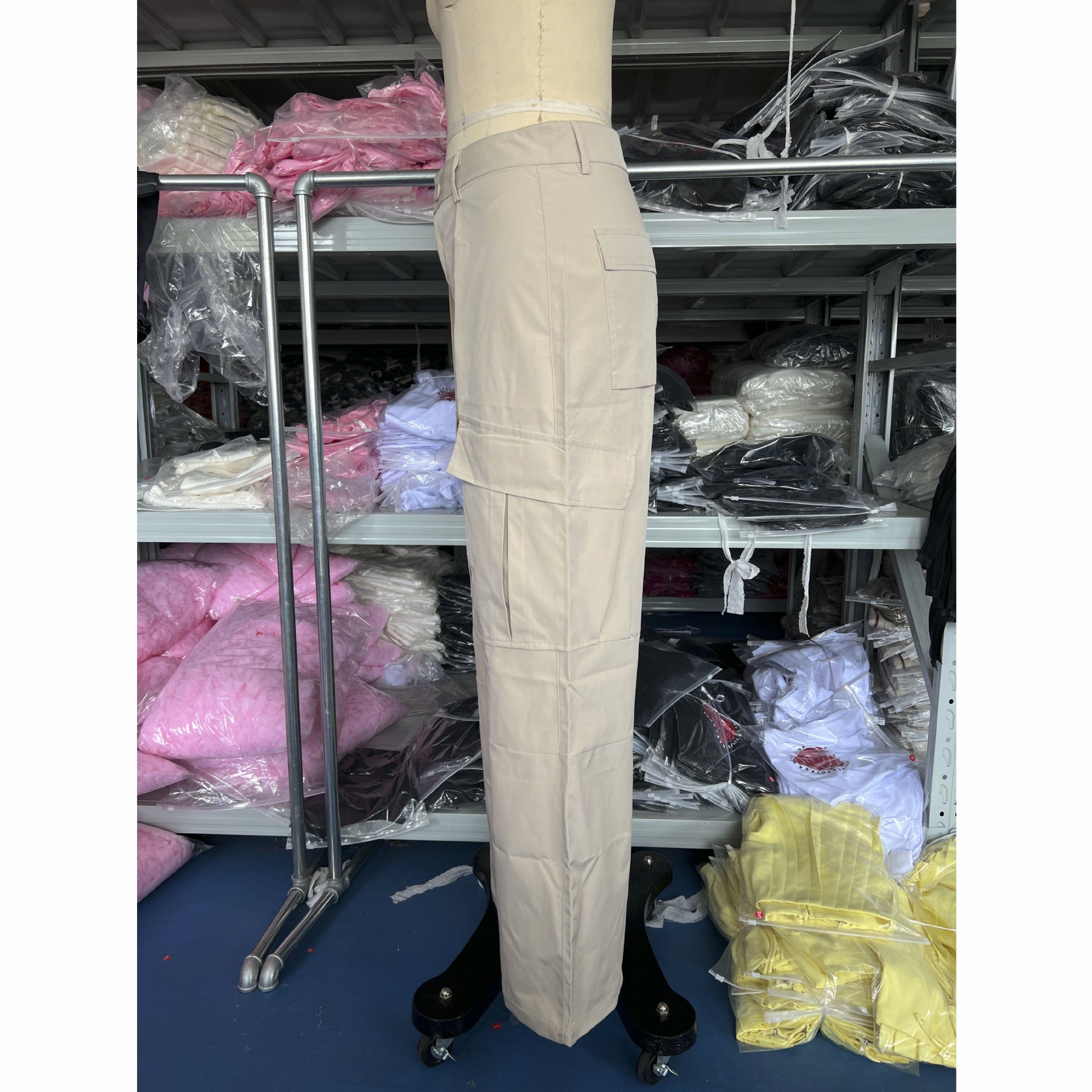 Trendy Street Style Loose Low-Waist Wide-Leg Cargo Pants 16