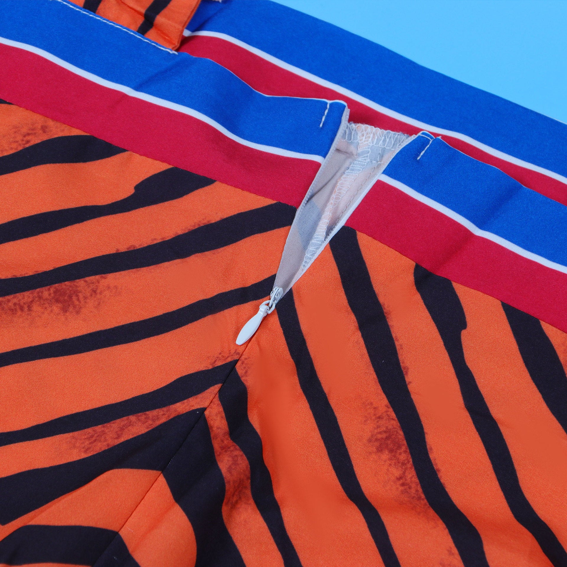 Sexy Print Contrast Color Oversized Wide Leg Strap Jumpsuit 15