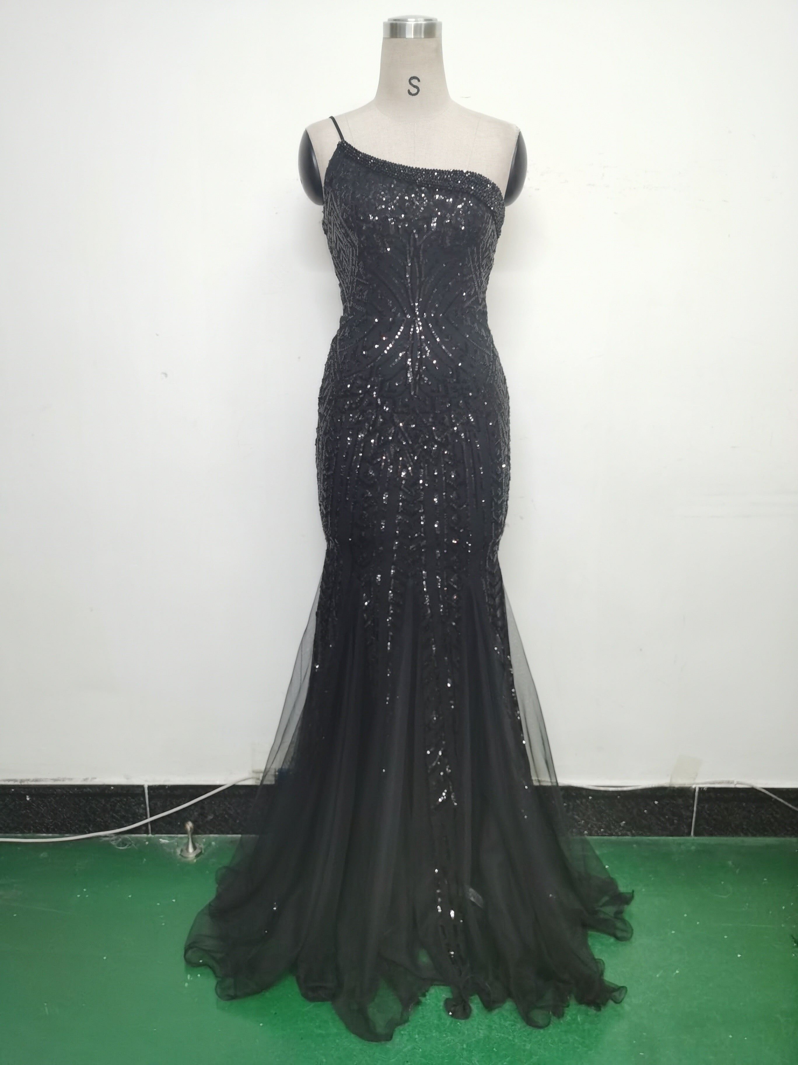 Sexy One Shoulder Sequins Mesh Patchwork Evening Dress 70