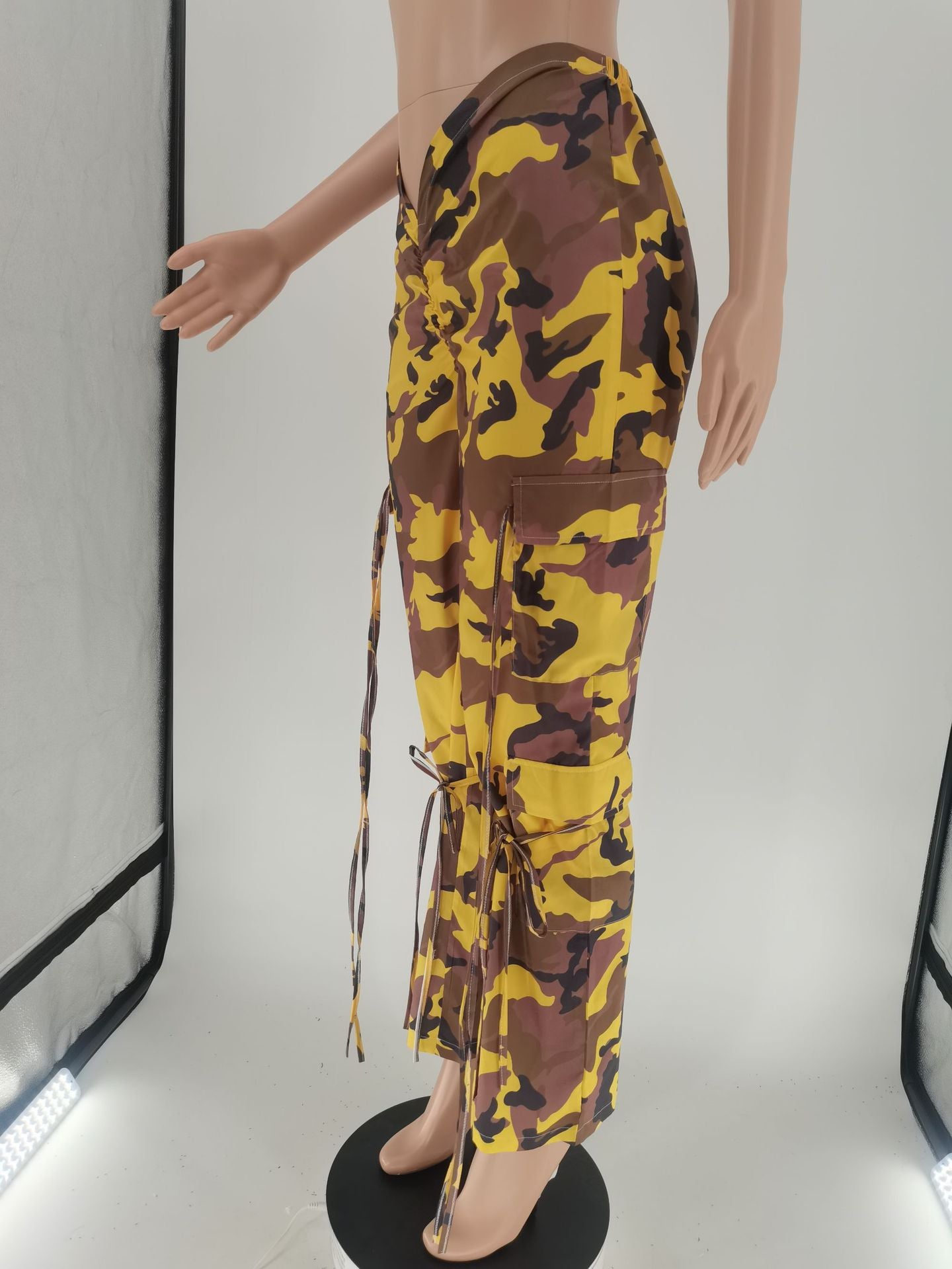 Camouflage pattern pleated strings pants 11