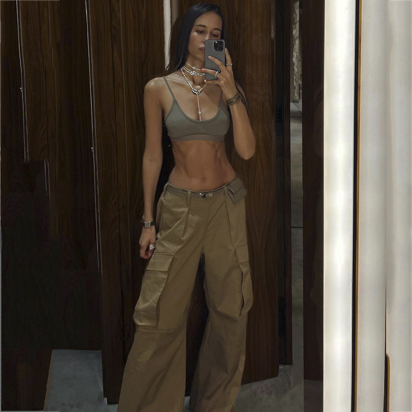 Trendy Street Style Loose Low-Waist Wide-Leg Cargo Pants 5