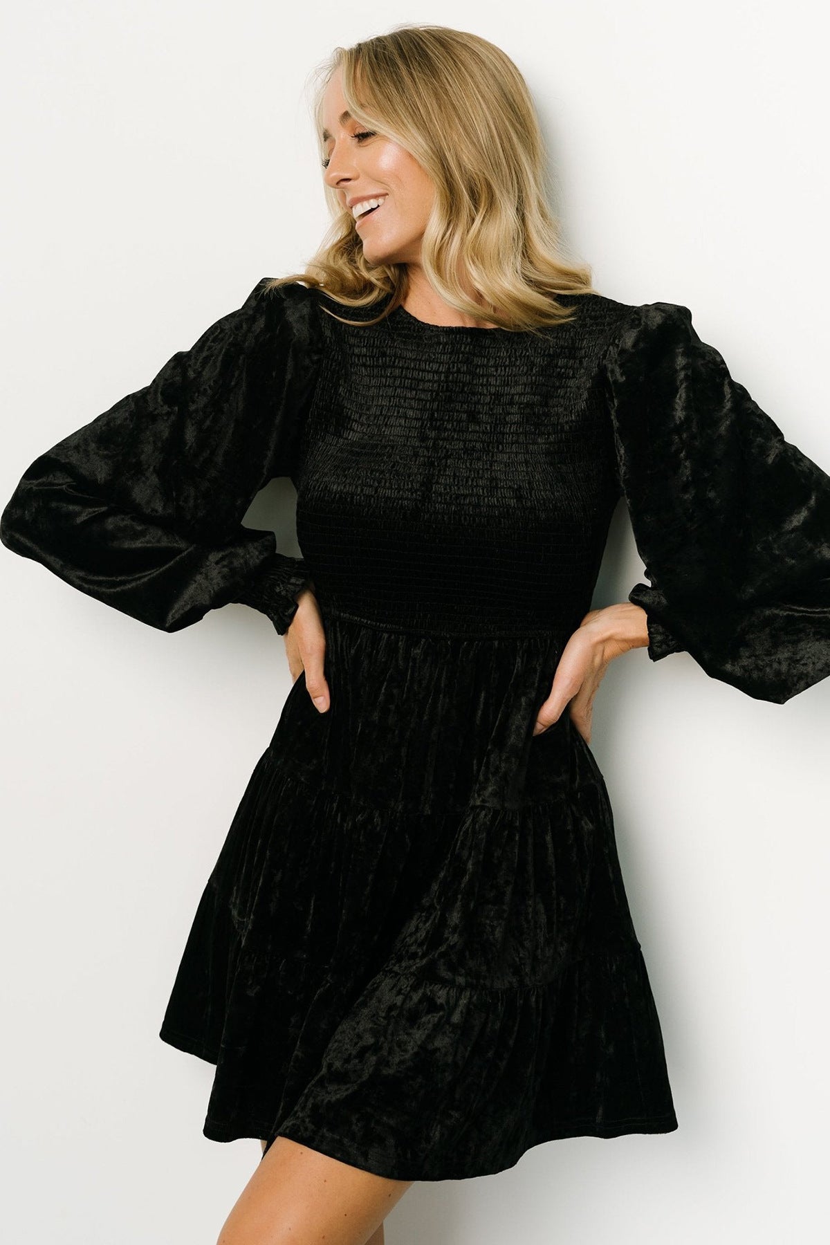 Women's long sleeve ruffle Round Neck short velvet dress 5