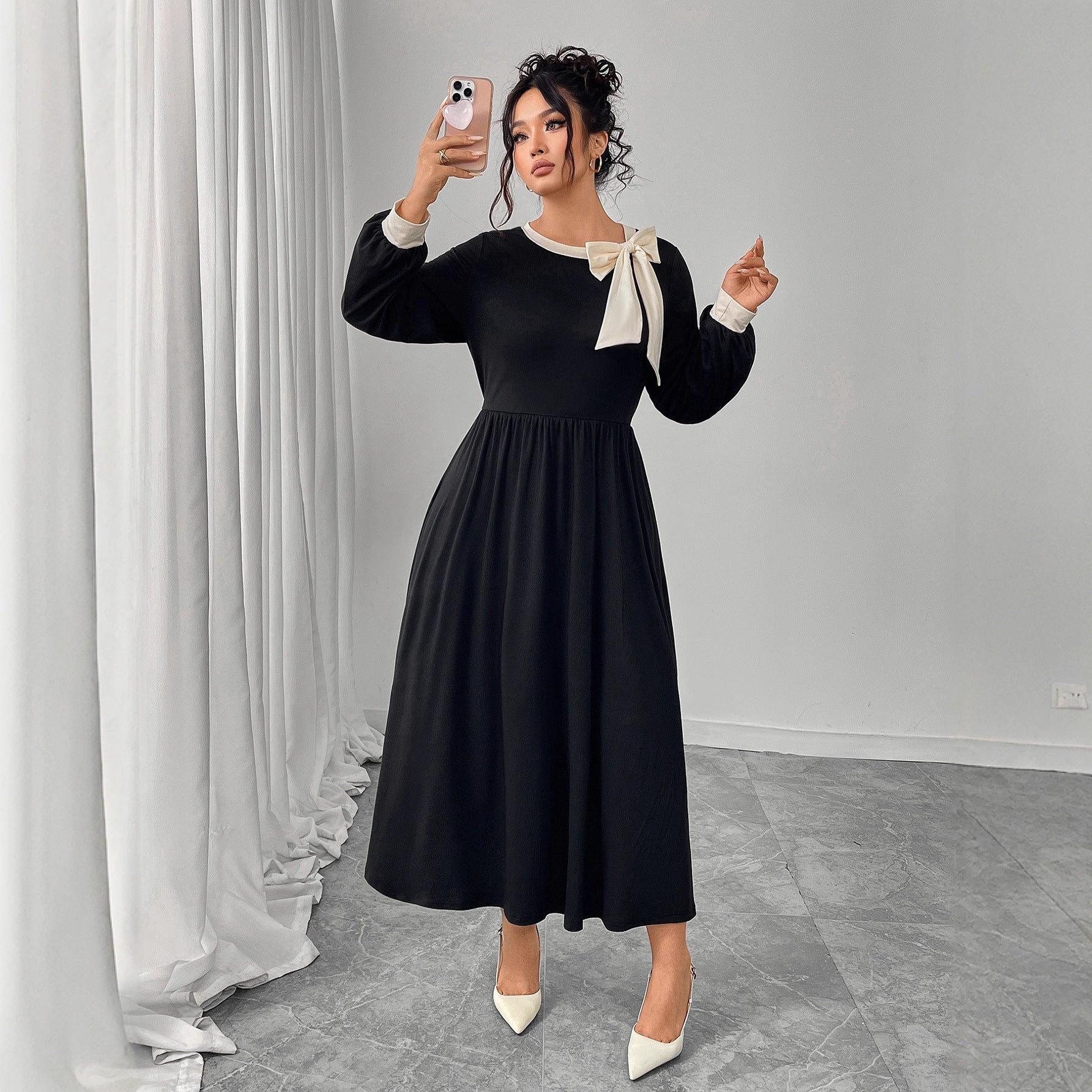 Plus-Size Women Fall/Winter Contrast Bow Black Maxi Dress 4