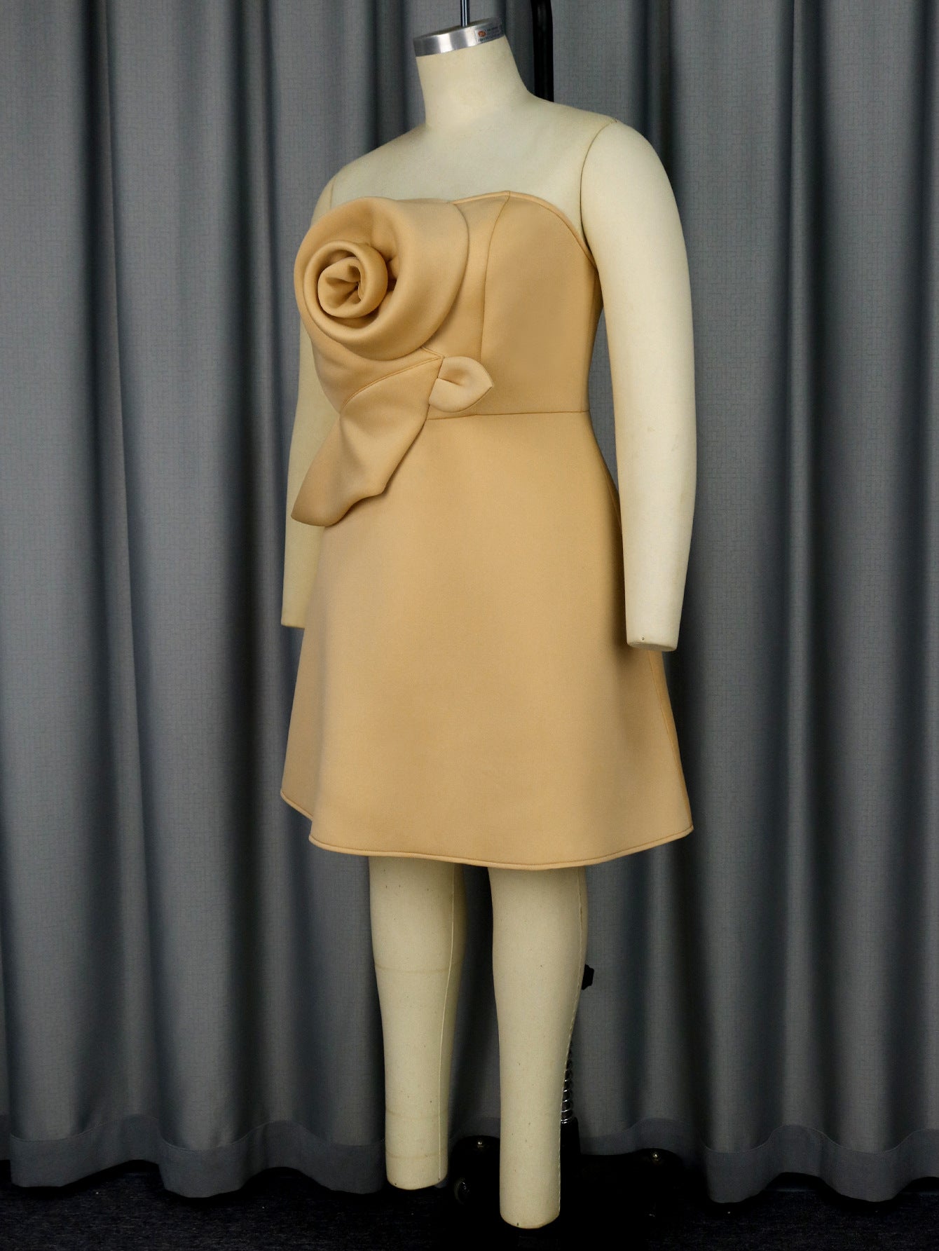 Spring Summer Sexy Low Back Strapless A-Line Slim Waist Luxury Party Dress 4