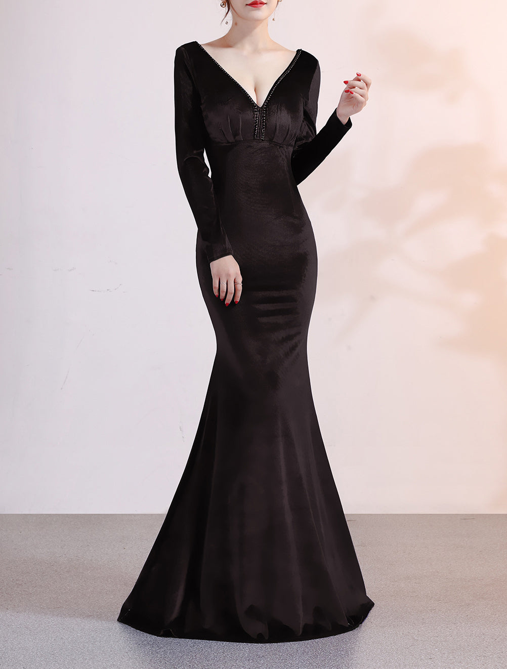 Women Long-Sleeved Velvet Evening Dress Formal Party Autumn And Winter Long Fishtail Party Dress 6
