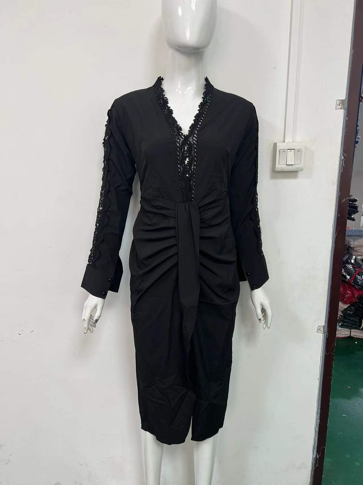 Fall Sexy Black Lace V Neck Collar Long Sleeve Midi Dress 5