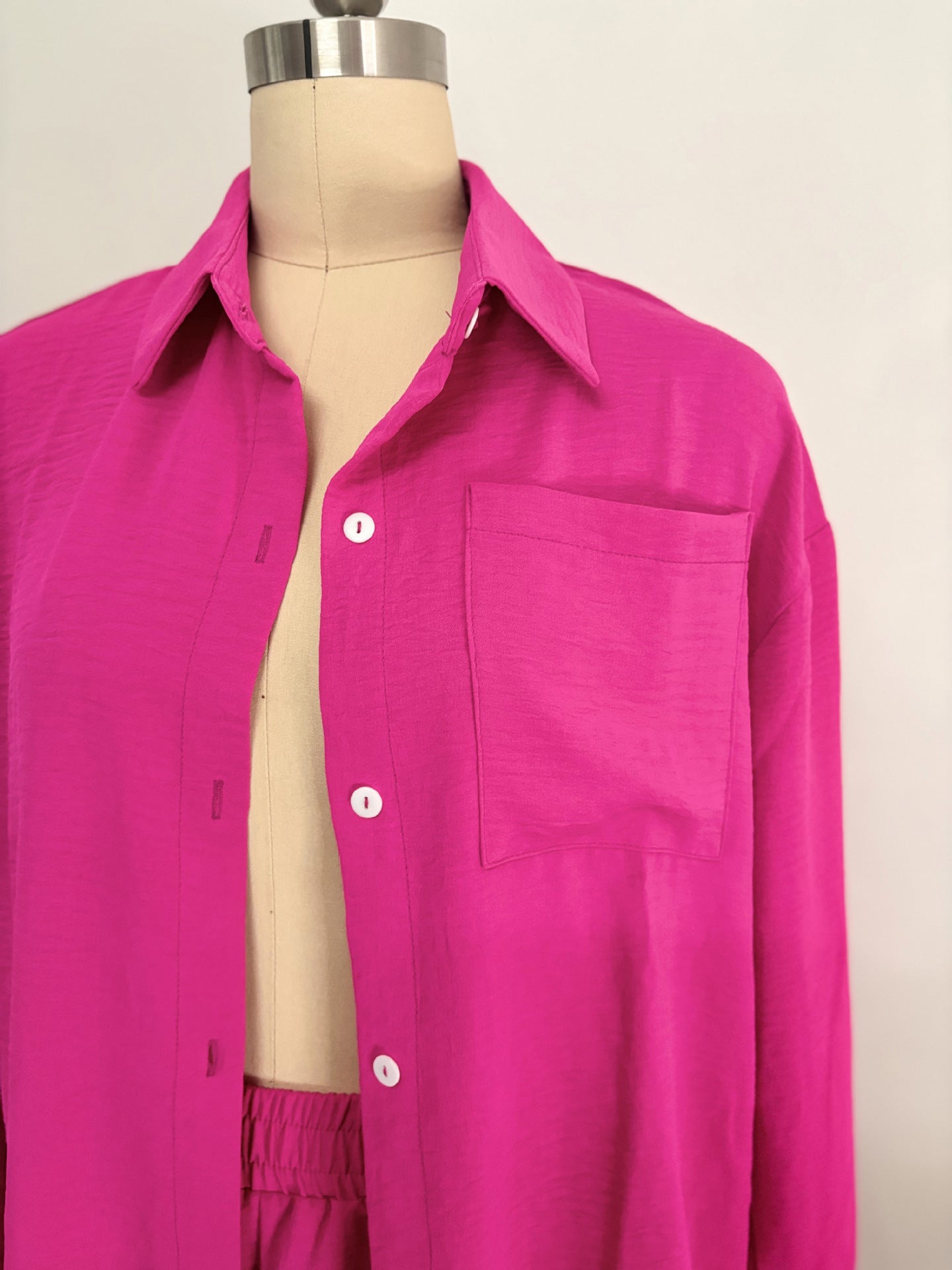 Spring and Spring Women's Solid Color Long-Sleeved Shirt Elastic Waist Loose Shorts Casual Two-Piece Set 20