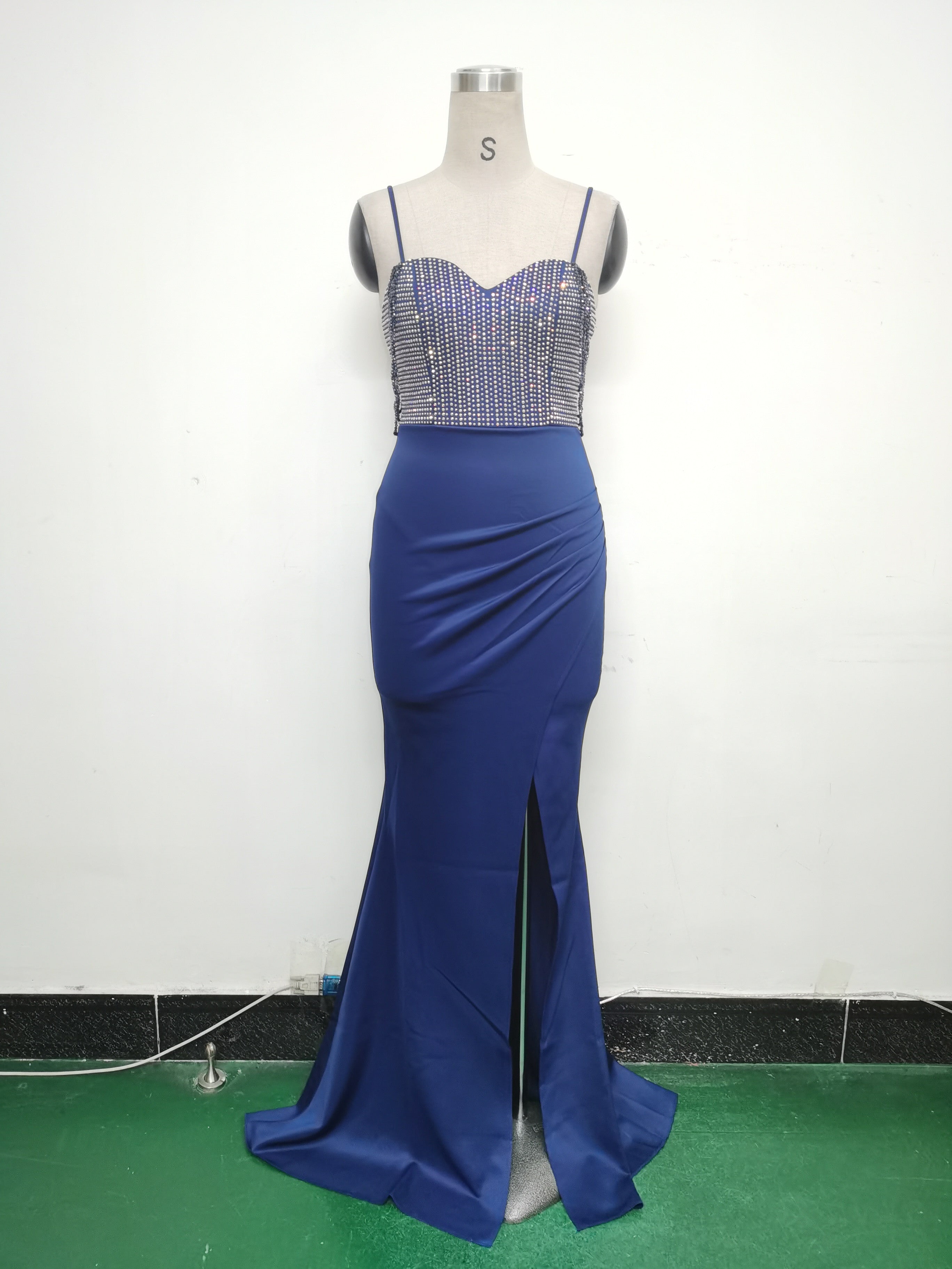 Women Beaded Sexy Suspender Evening Dress 17