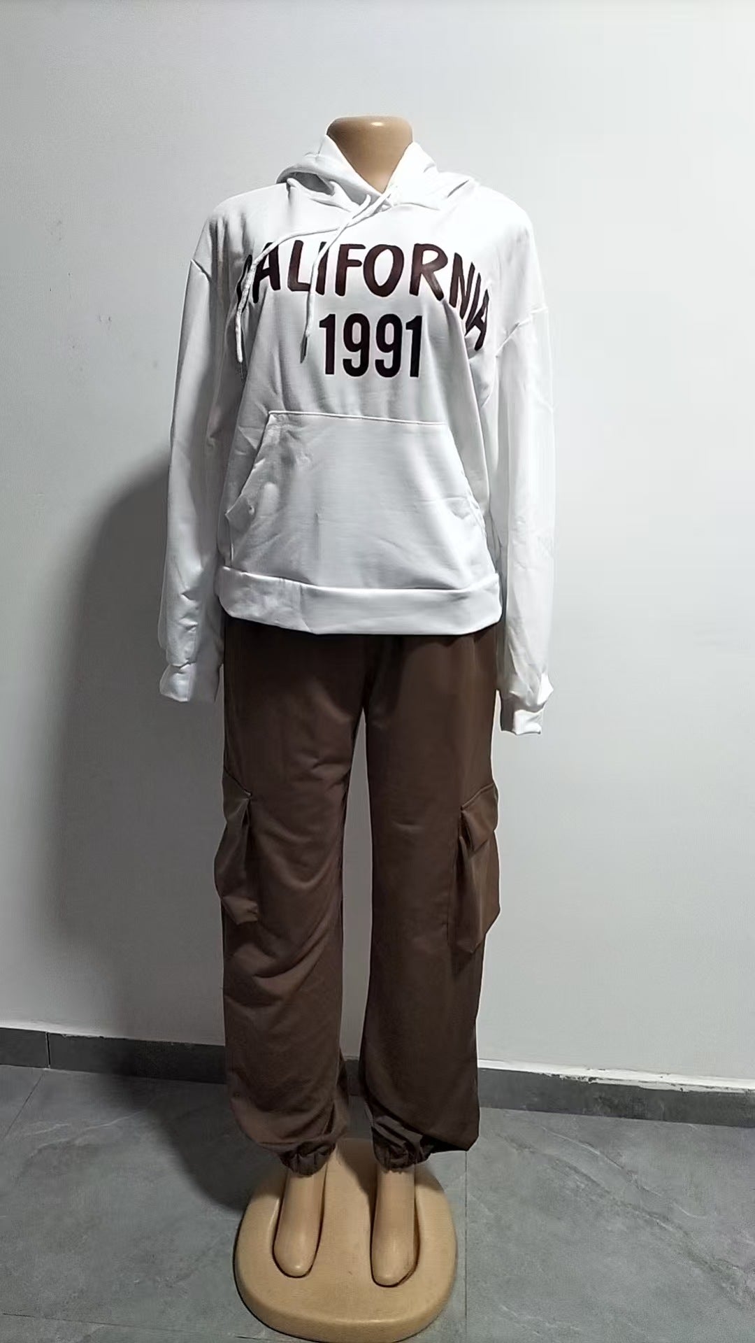 Women Casual Printed Hoodies and Cargo Pants Two-piece Set 6