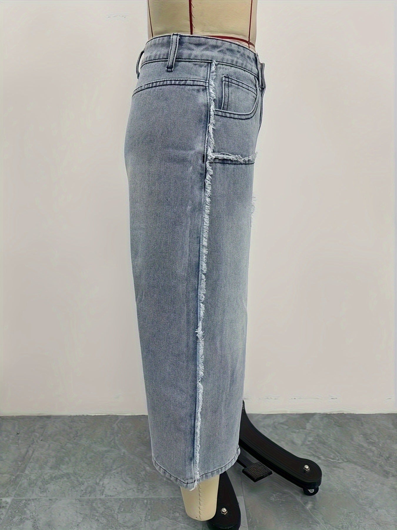 Women's Fashionable Slim Irregular Slit Denim Shorts 11