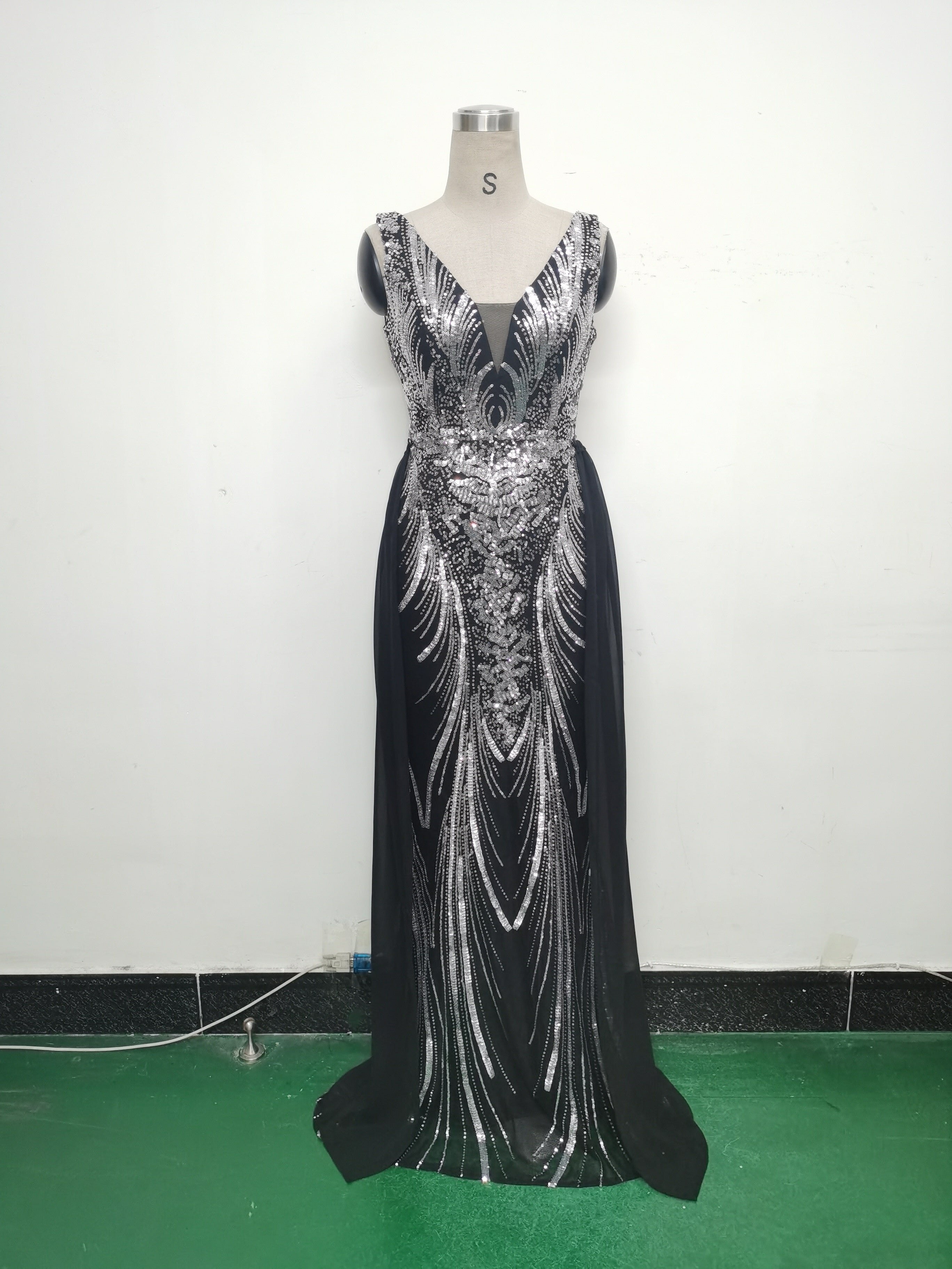 Women Beaded Beaded Sequin Evening Dress 21