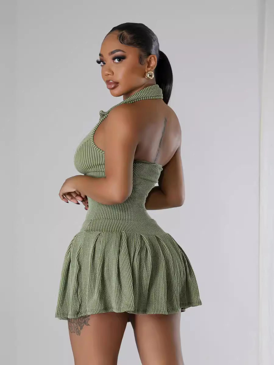 Women's Halter Neck V-Neck Sleeveless Pleated Dress With Underwear