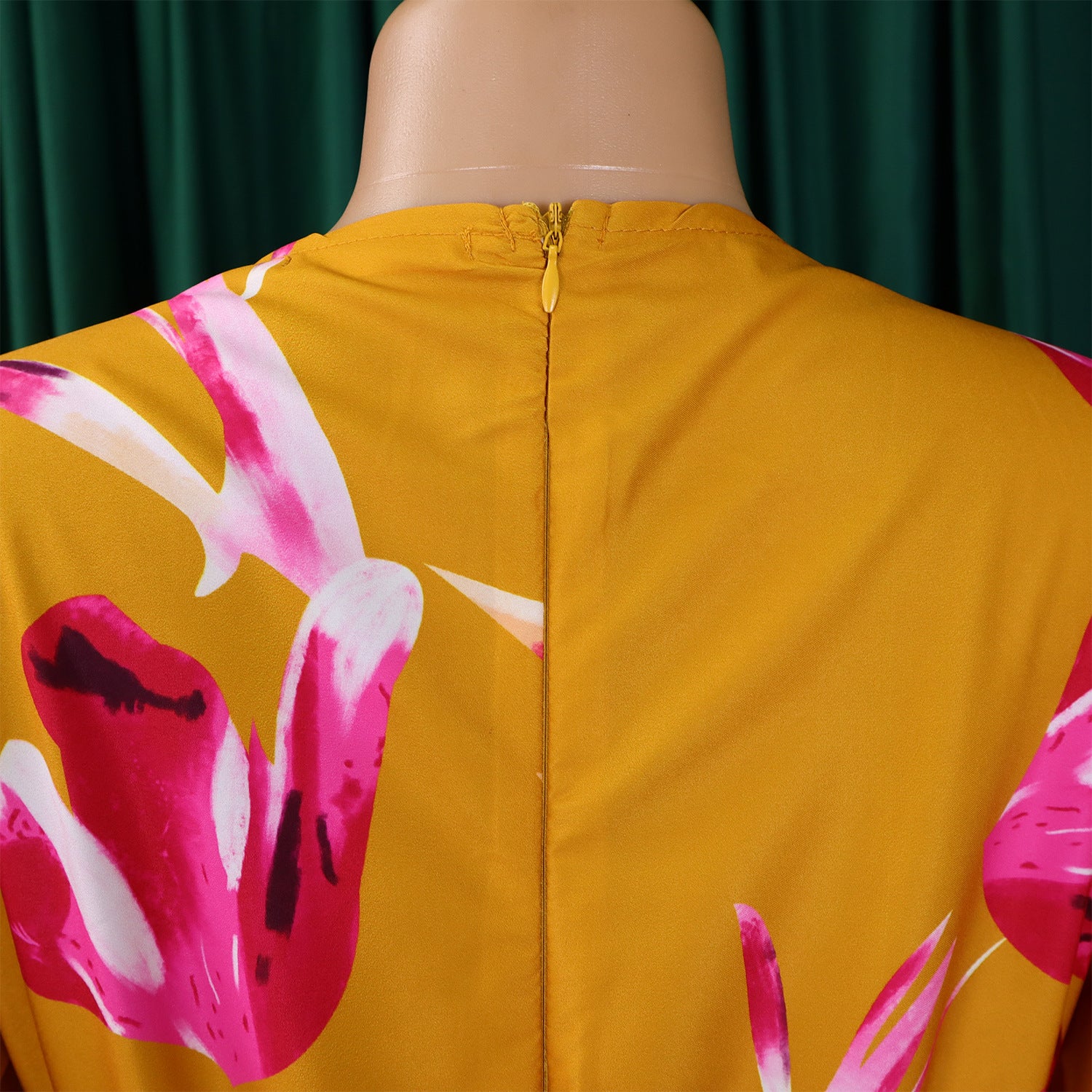 Women's V-Neck Long Sleeve Printed Pleated Chic Long Dress 20