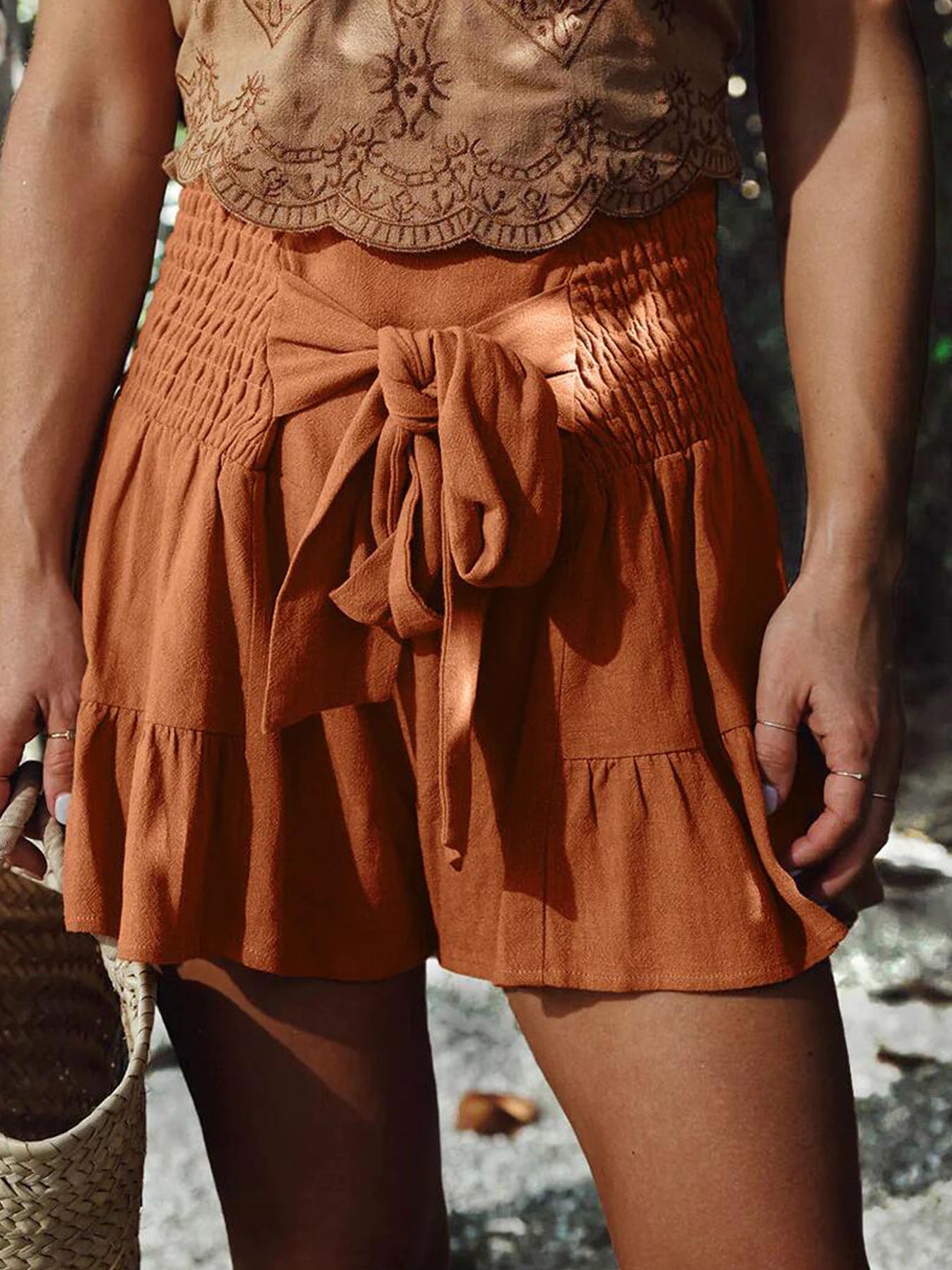 Spring Summer Women's Fashion Chic Solid Color Cotton Wrinkle Slim Waist Lace-Up Shorts
