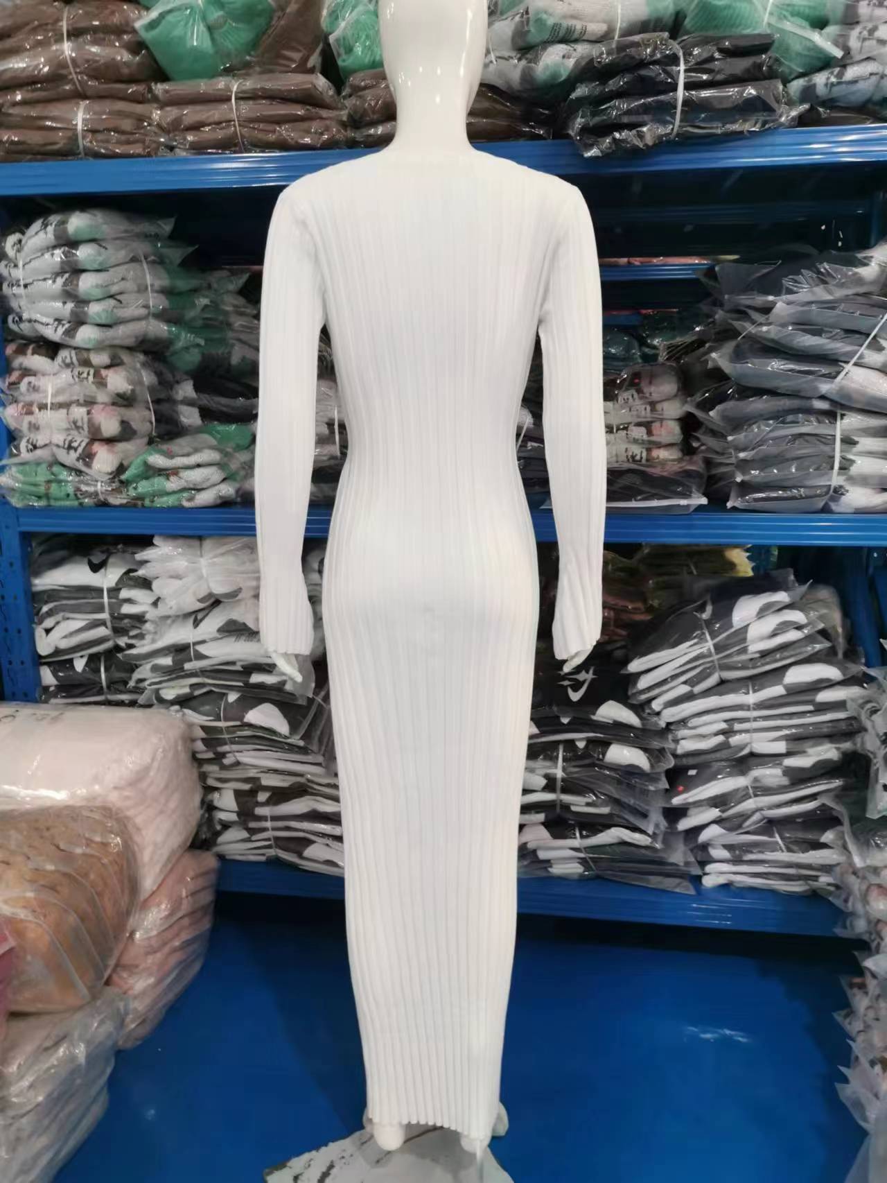 Autumn And Winter Knitting Dress Casual Slim Waist Round Neck Ribbed Slim Fit Knitting Long Dress For Women 18