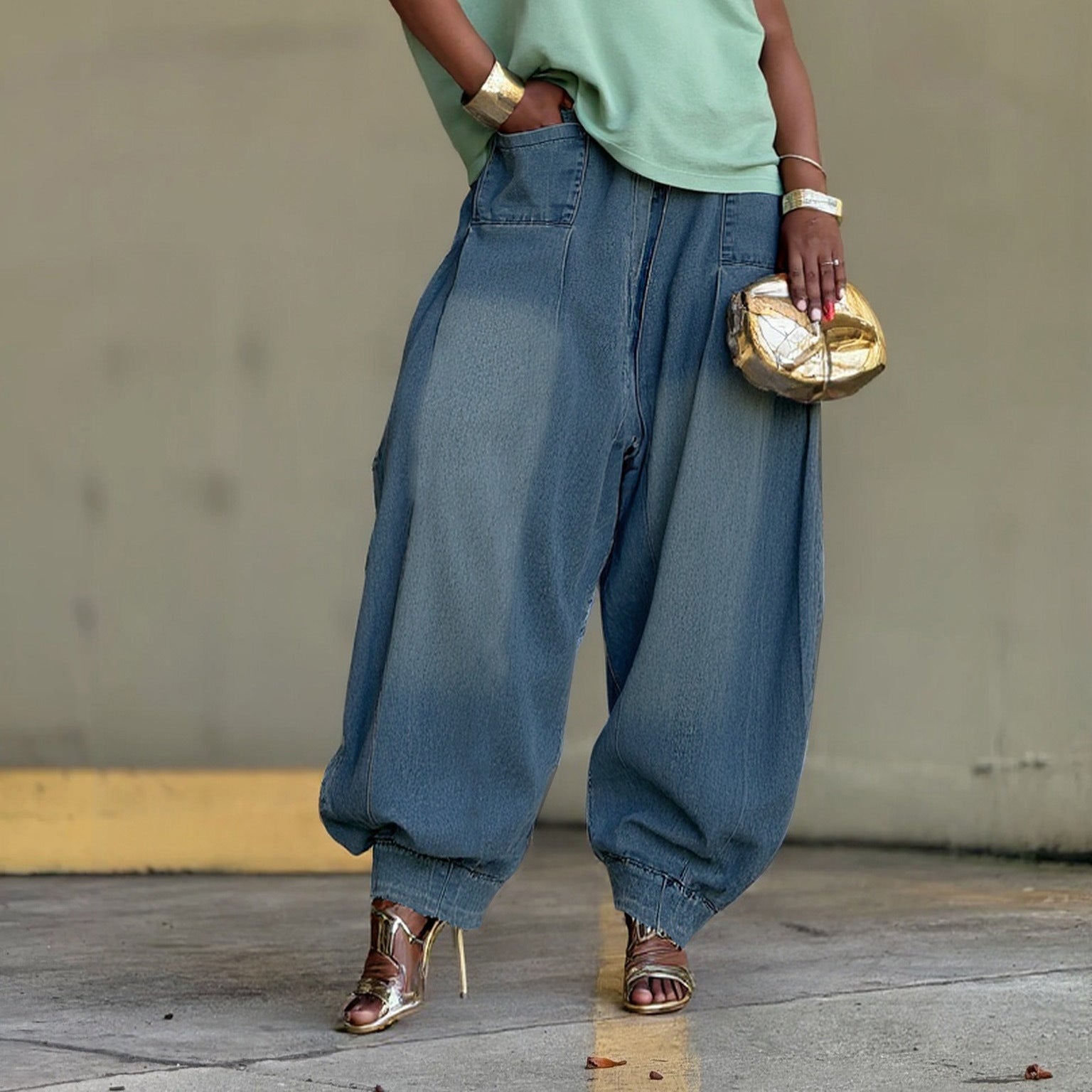 Loose Harem Wide-Leg Lantern Women's Denim Pants 3