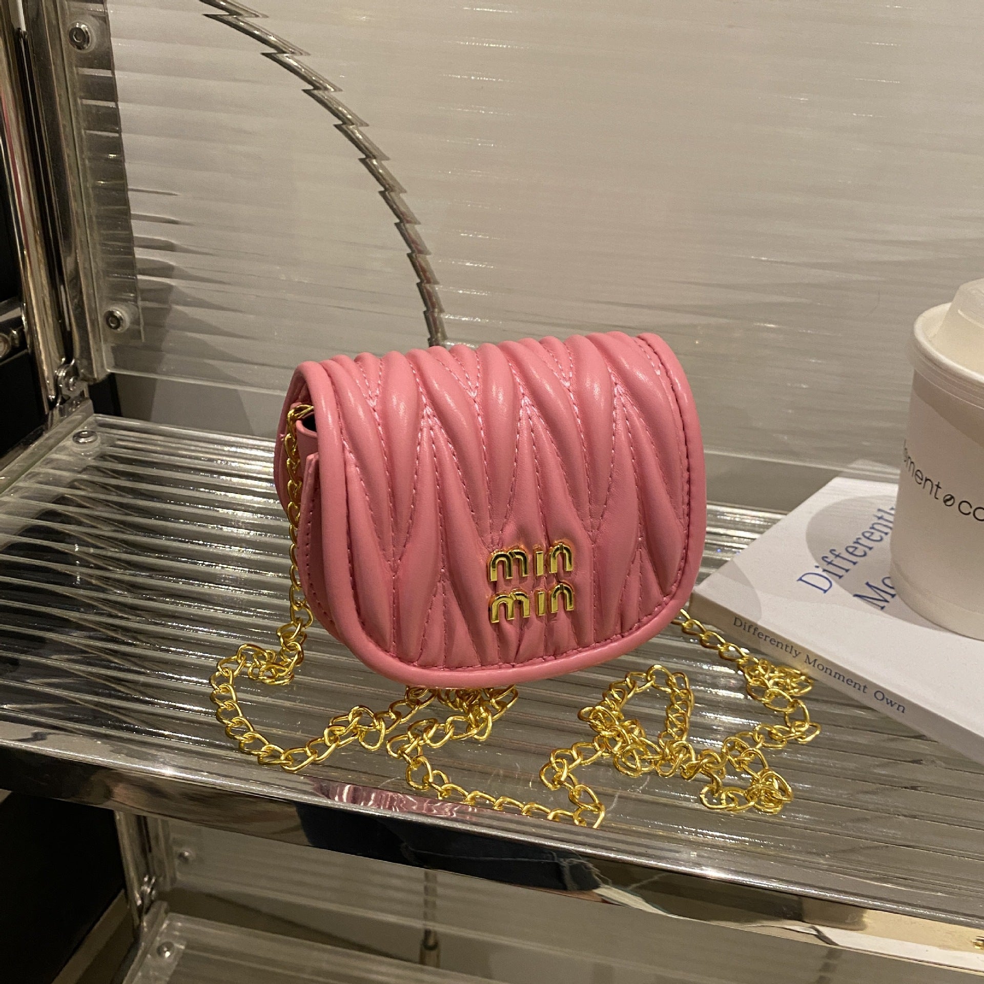 Women Mini Pleated Shell Bag Chain Bag Modern Crossbody Shoulder Bag 3