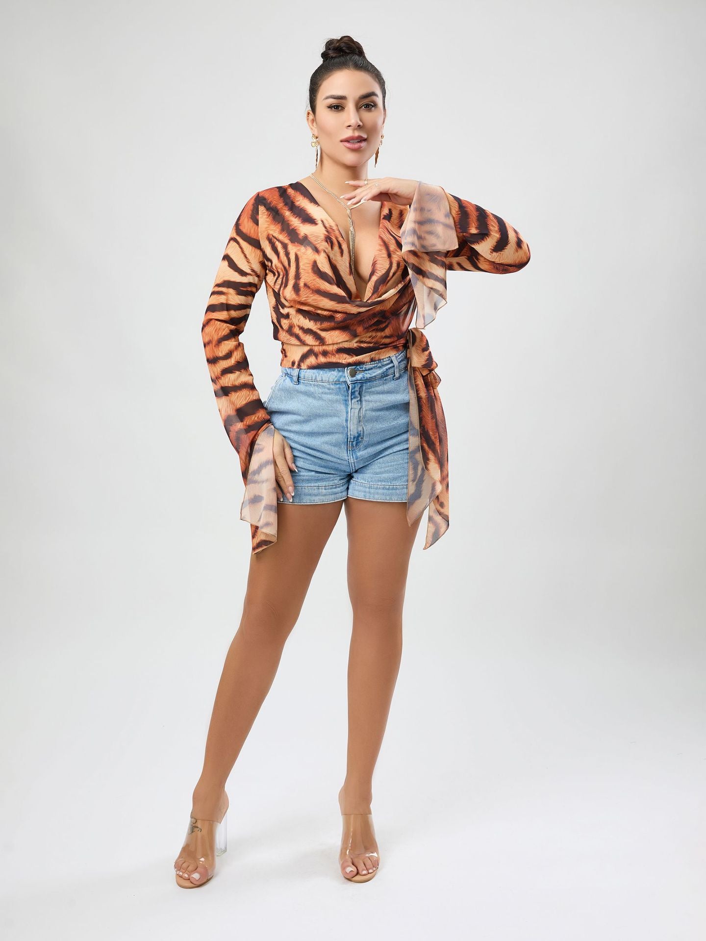 Women Autumn Sexy Bell Bottom Sleeve Lace-Up Tiger Skin Top
