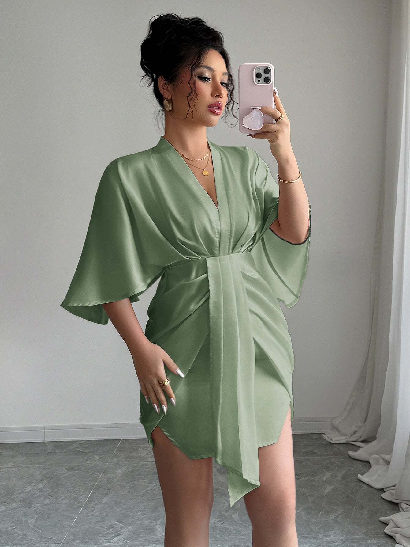 Spring/Summer Luxury Deep V Slim Waist Wide-Sleeve Bodycon Dress