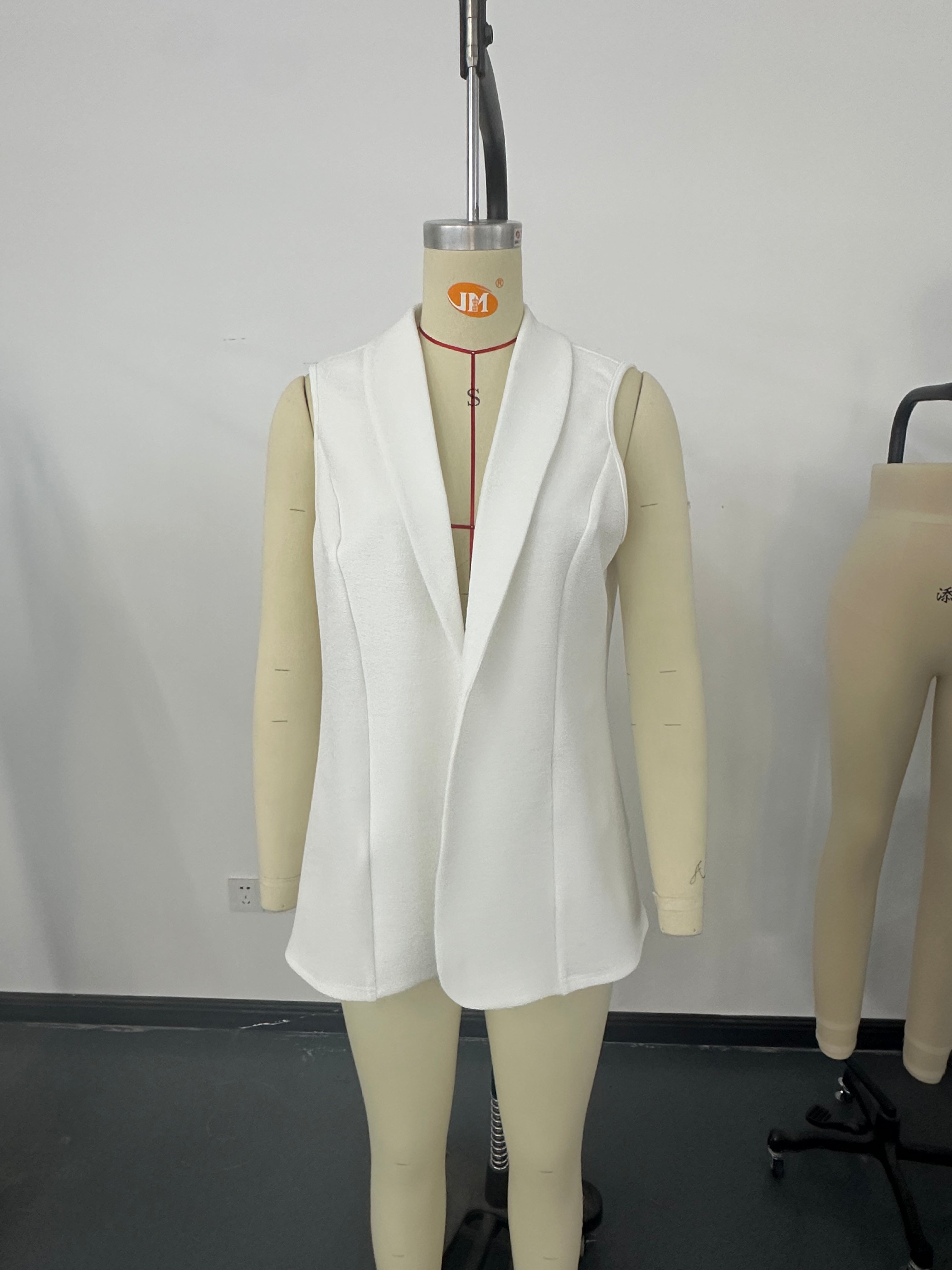 Women Fall Solid Round Neck Sleeveless Vest 20