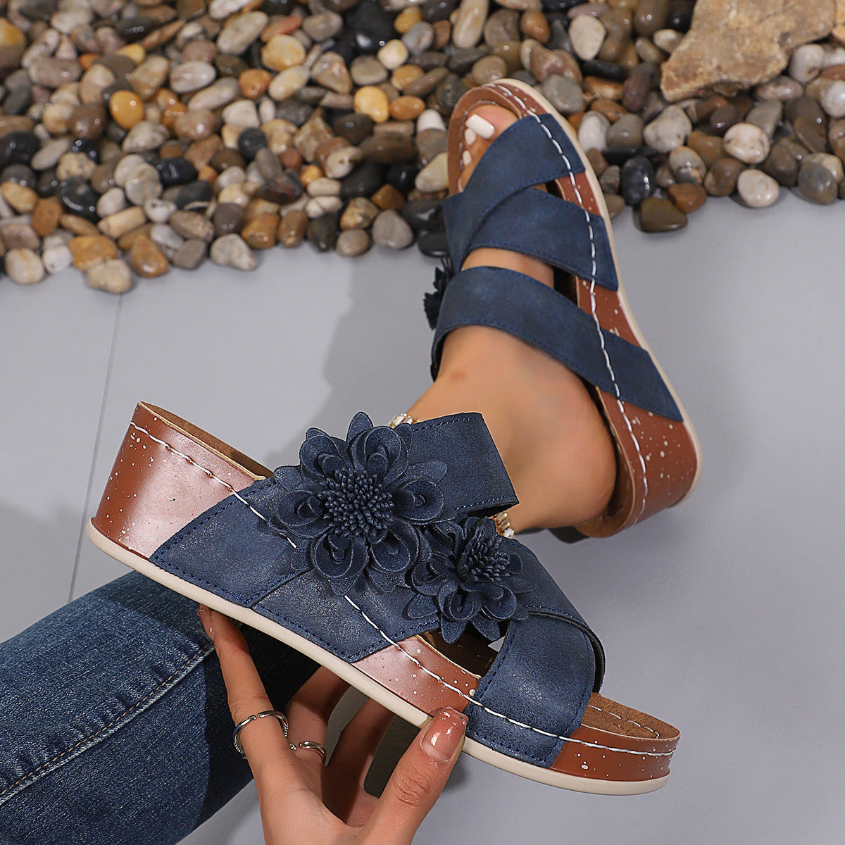 Spring Summer Plus Size women's wedge heel open toe outdoor wear slippers 5