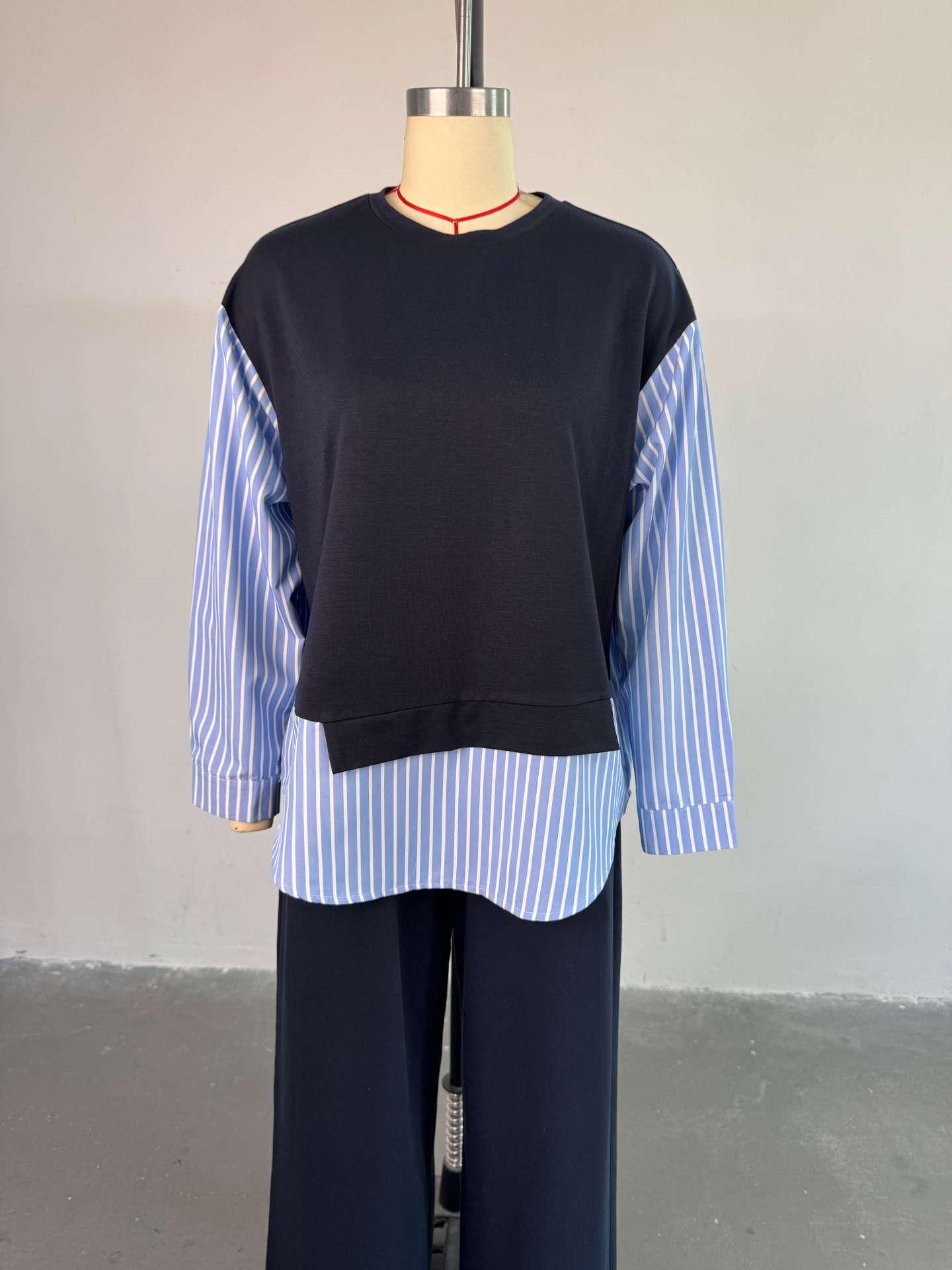 Women's Summer Fashion Round Neck Patchwork Striped Top & High-Waist Pants Casual Set 3