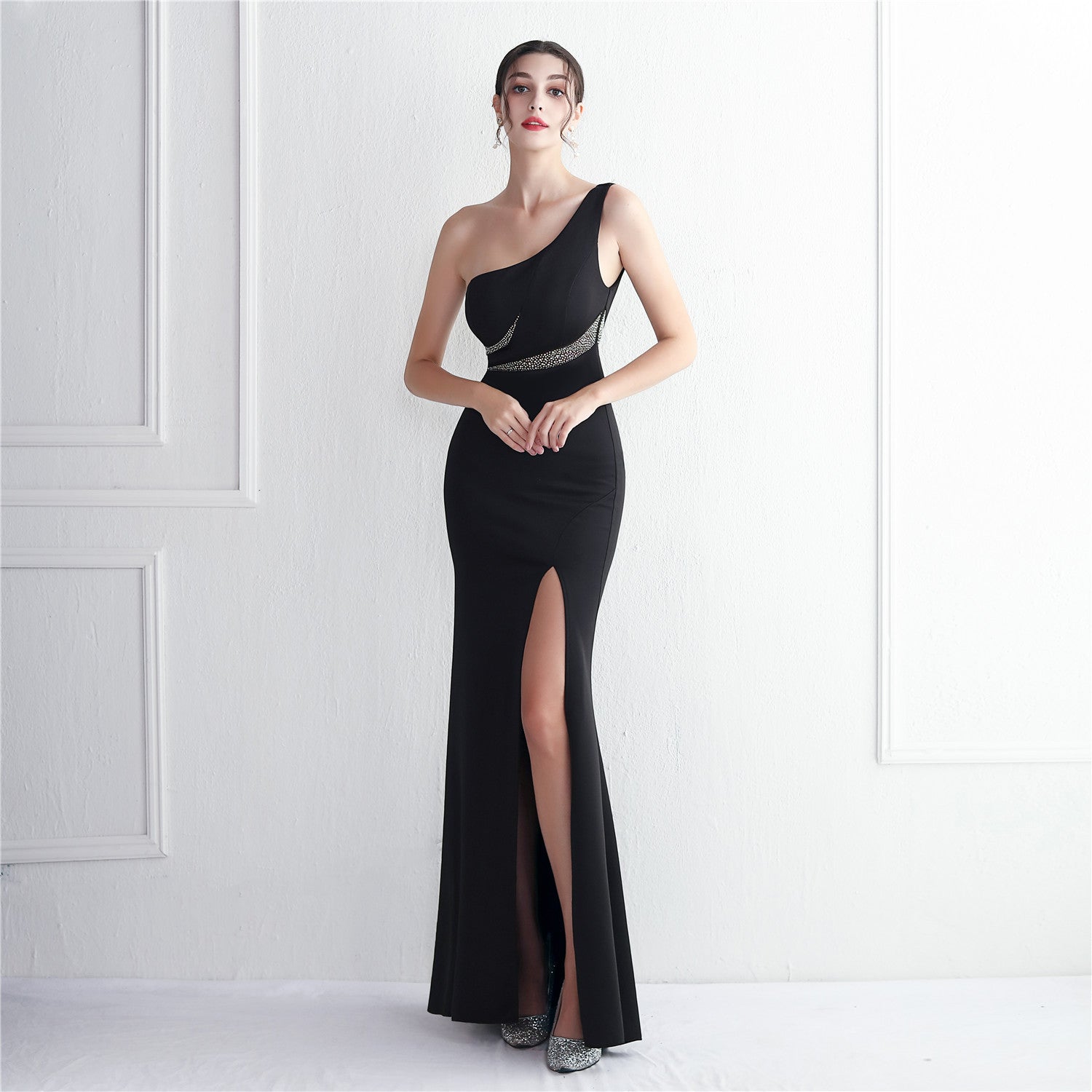 diamonds long one-shoulder banquet slim-fit fishtail wedding exhibition dress 4