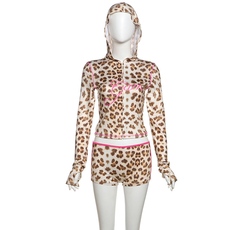 Spring and Summer Sexy Crop Slim Hooded Leopard Print Top and High Waist Shorts Two Piece Set 5