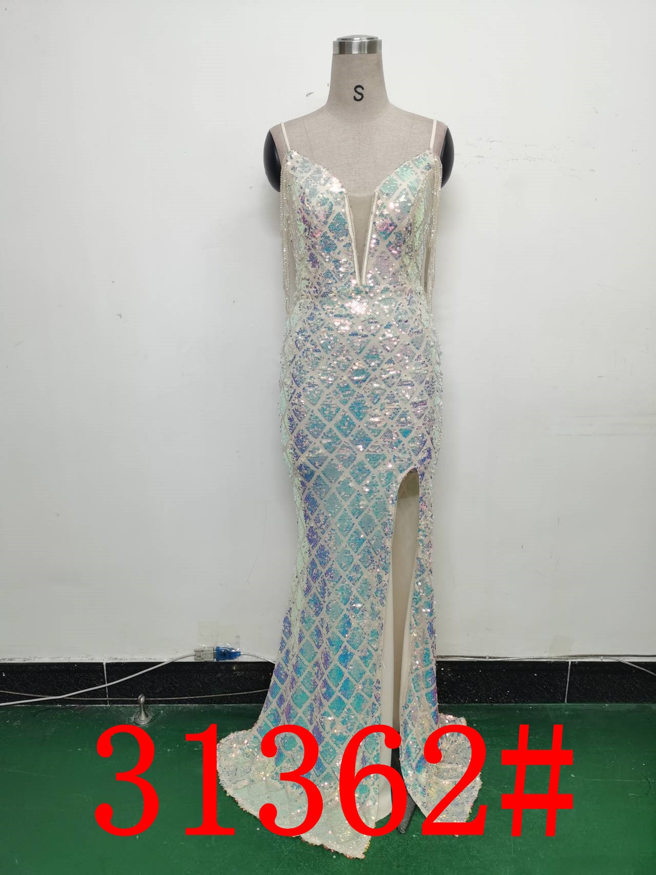 Women Herringbone Lace-Up Symphony Beaded Evening Dress 28