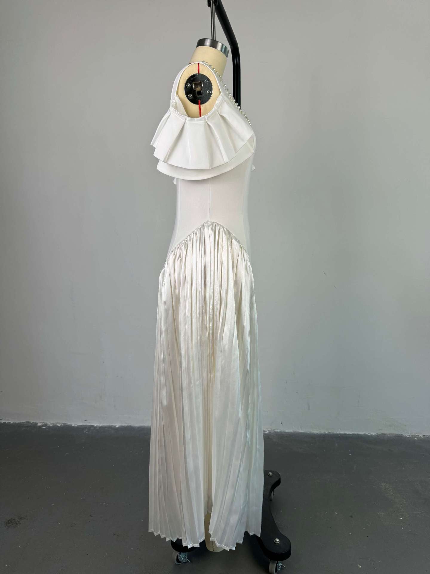 Women's Summer Chic Elegant U-Neck Ruffle Sleeve High Waist Pleated Long Dress 9