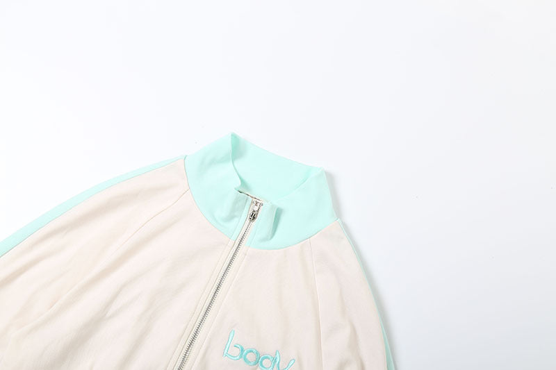 Women Fall Stand Collar Contrast Letter Embroidered Zipper Top and Shorts Two-Piece Set 13