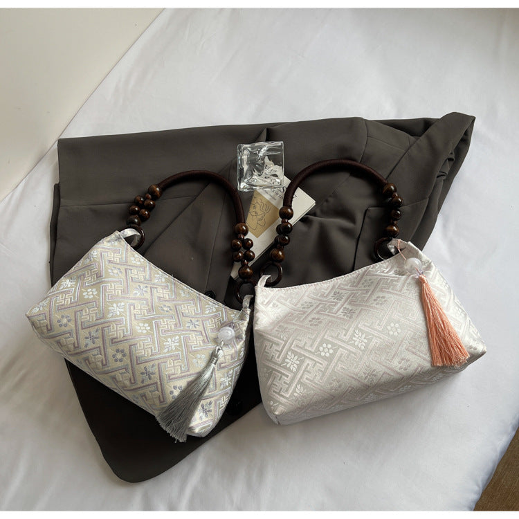 Women retro summer embroidered handbag 14