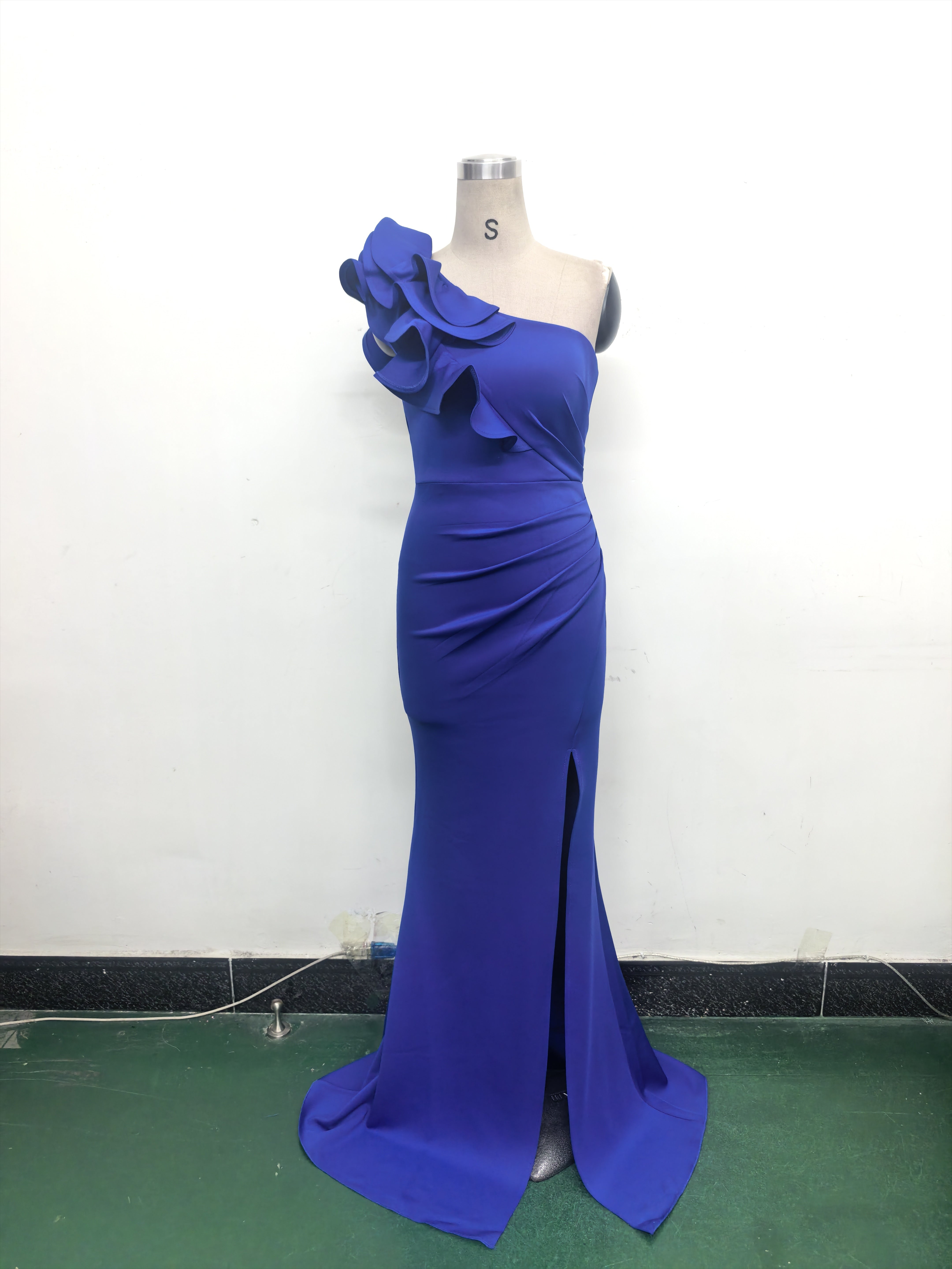 Women One-Shoulder Beaded Wool and Floral Satin Slit Sexy Evening Dress 43