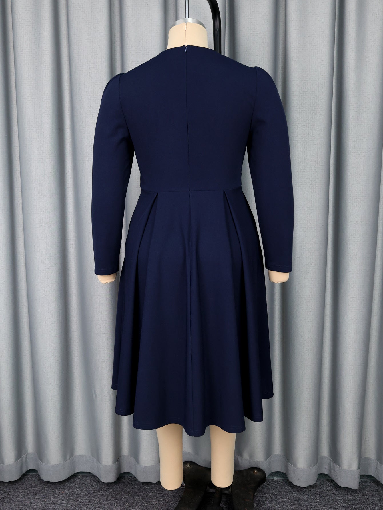 Plus-Size Women Long-Sleeved Round Neck Button Elegant Maxi Dress 7