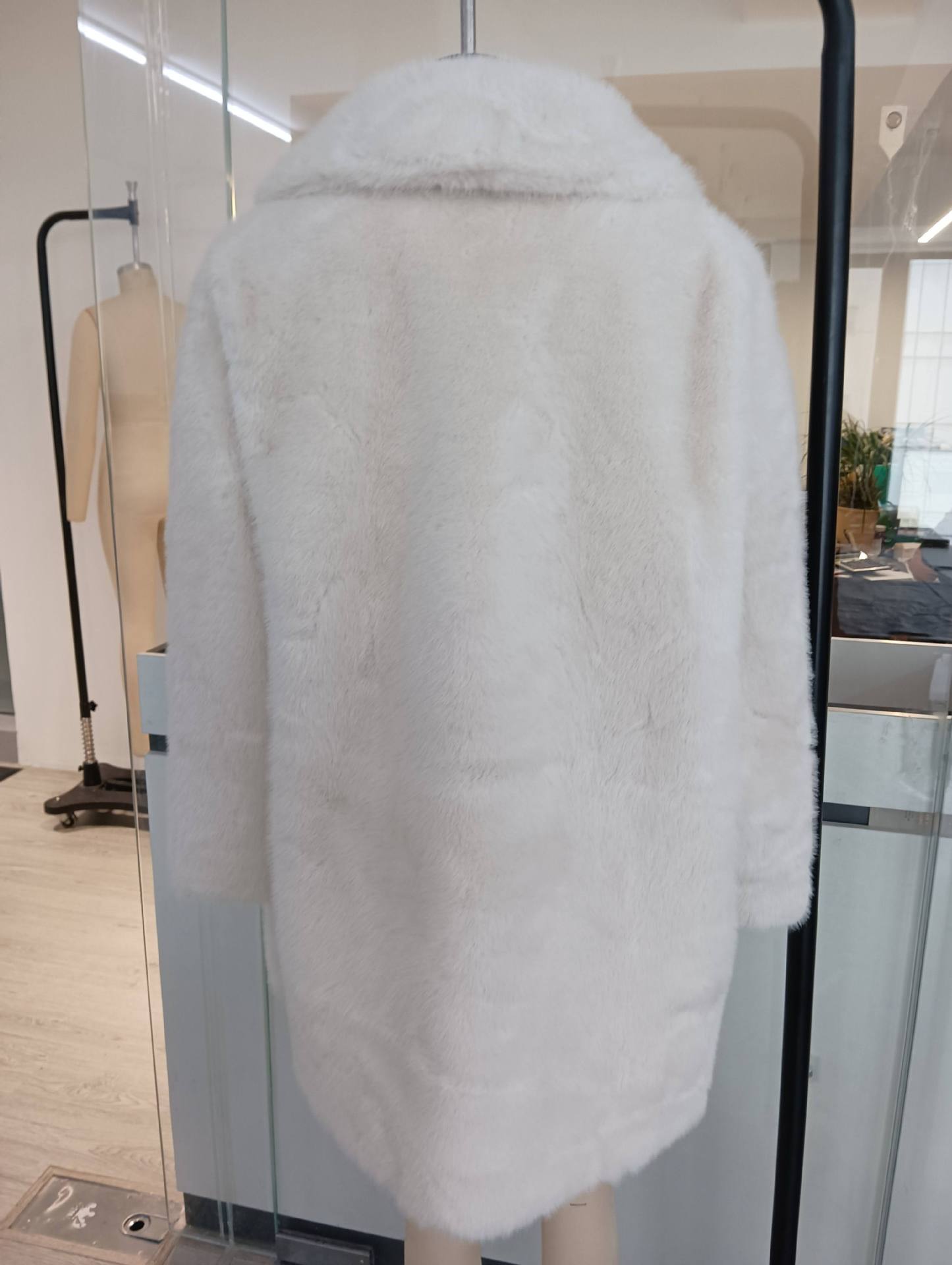 Warm Winter Loose Long Faux Fur Coat Women's Outerwear 8