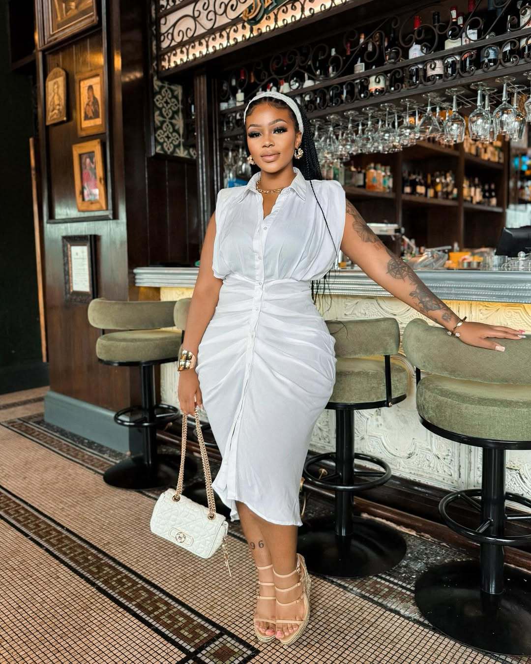 African Women scheming pleated sleeveless single-breasted maxi dress