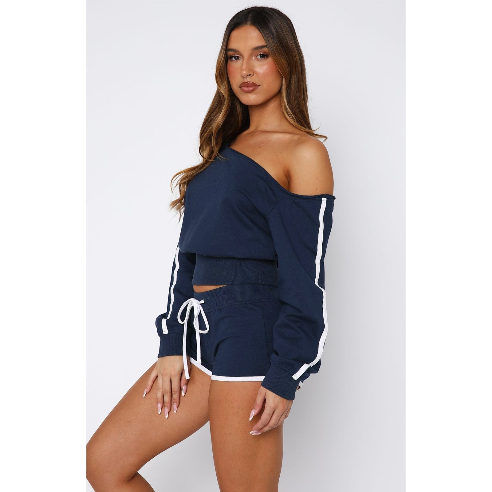 Women's Casual Slash Shoulder Long Sleeve Top Drawstring Shorts Two-Piece Set 37