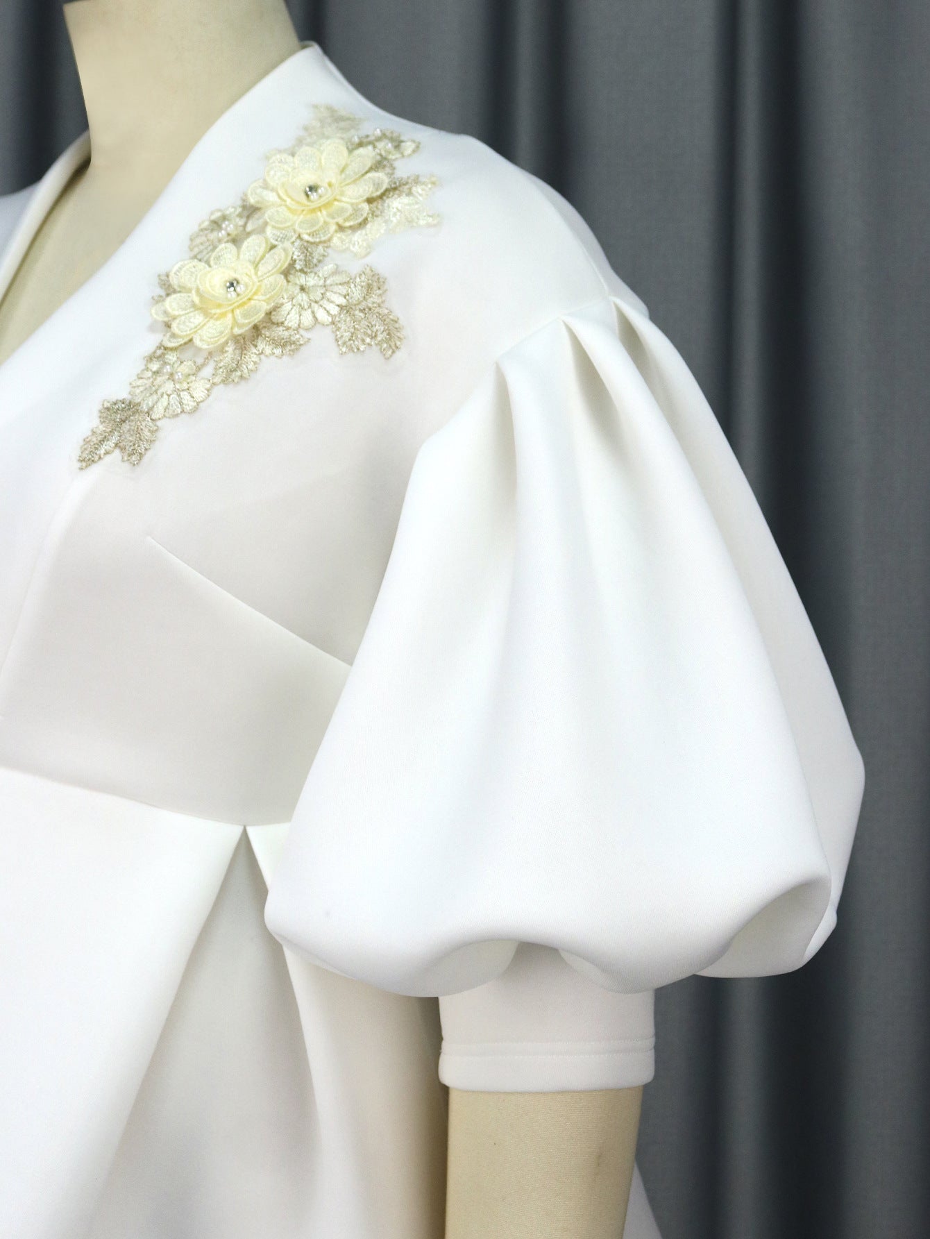 Plus Size Women Balloon Sleeves Turndown Collar Embroidered Top 13