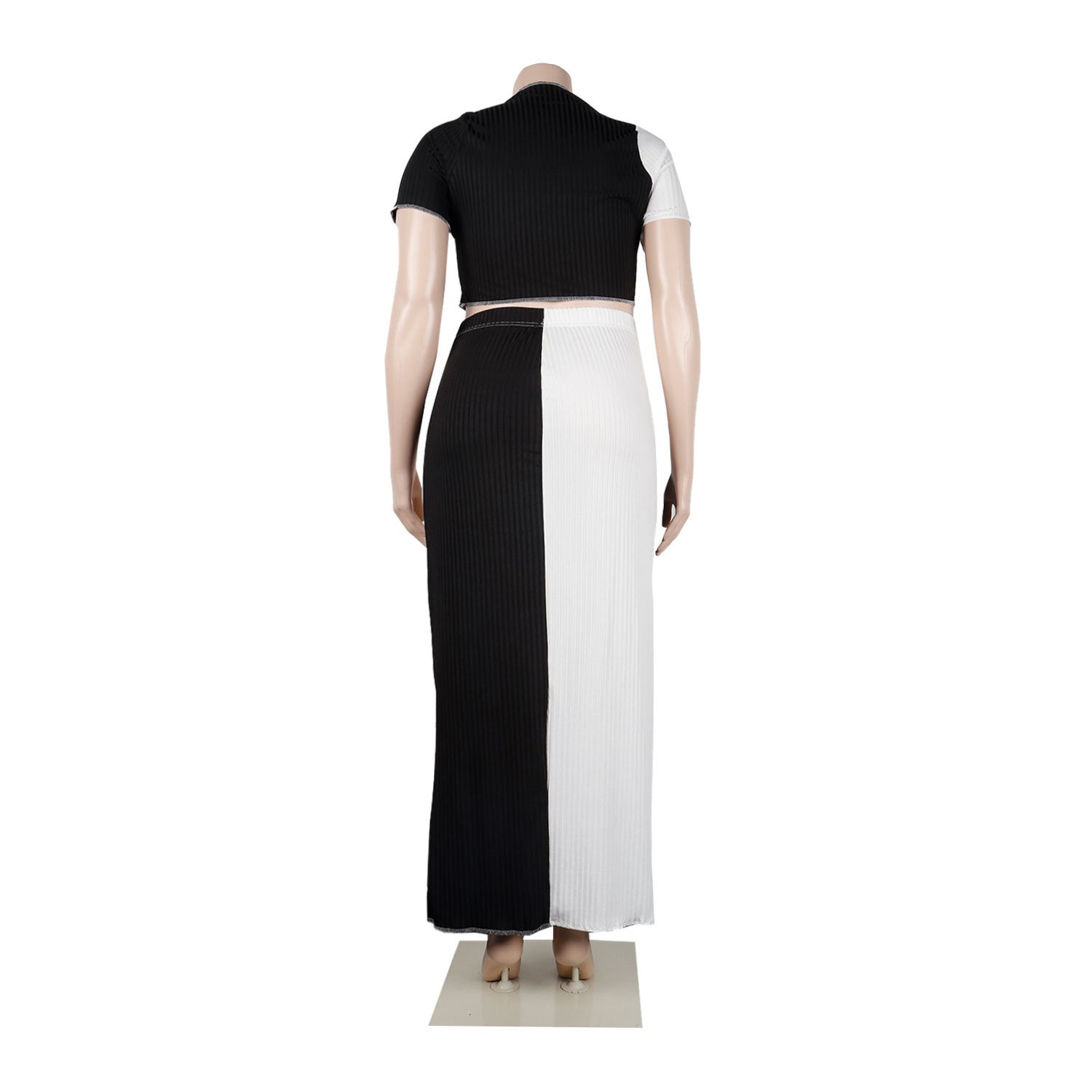 Plus Size Women Black and White Colorblock Short Sleeve Top+Skirt Two-piece Set 5