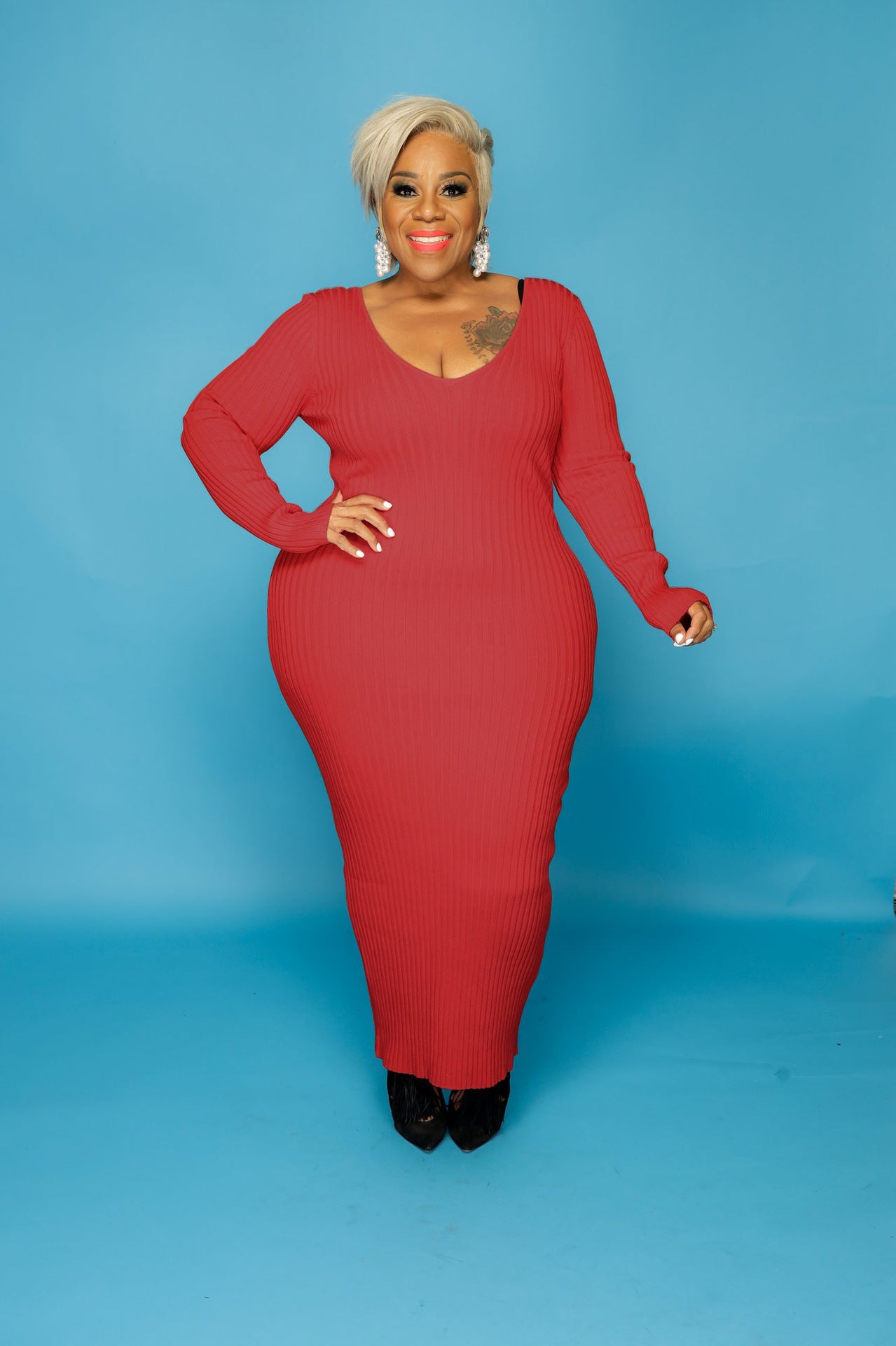Plus Size Women Sexy Solid V-Neck Dress 4