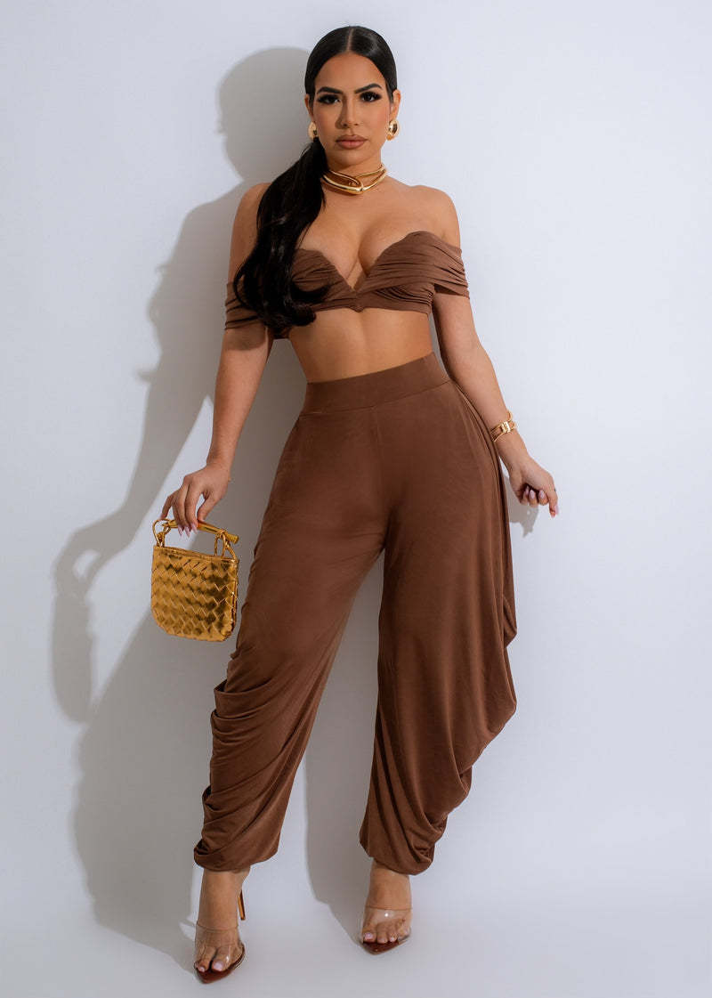 Sexy Off Shoulder Deep V Pleated Top Trousers Two Piece Set 3