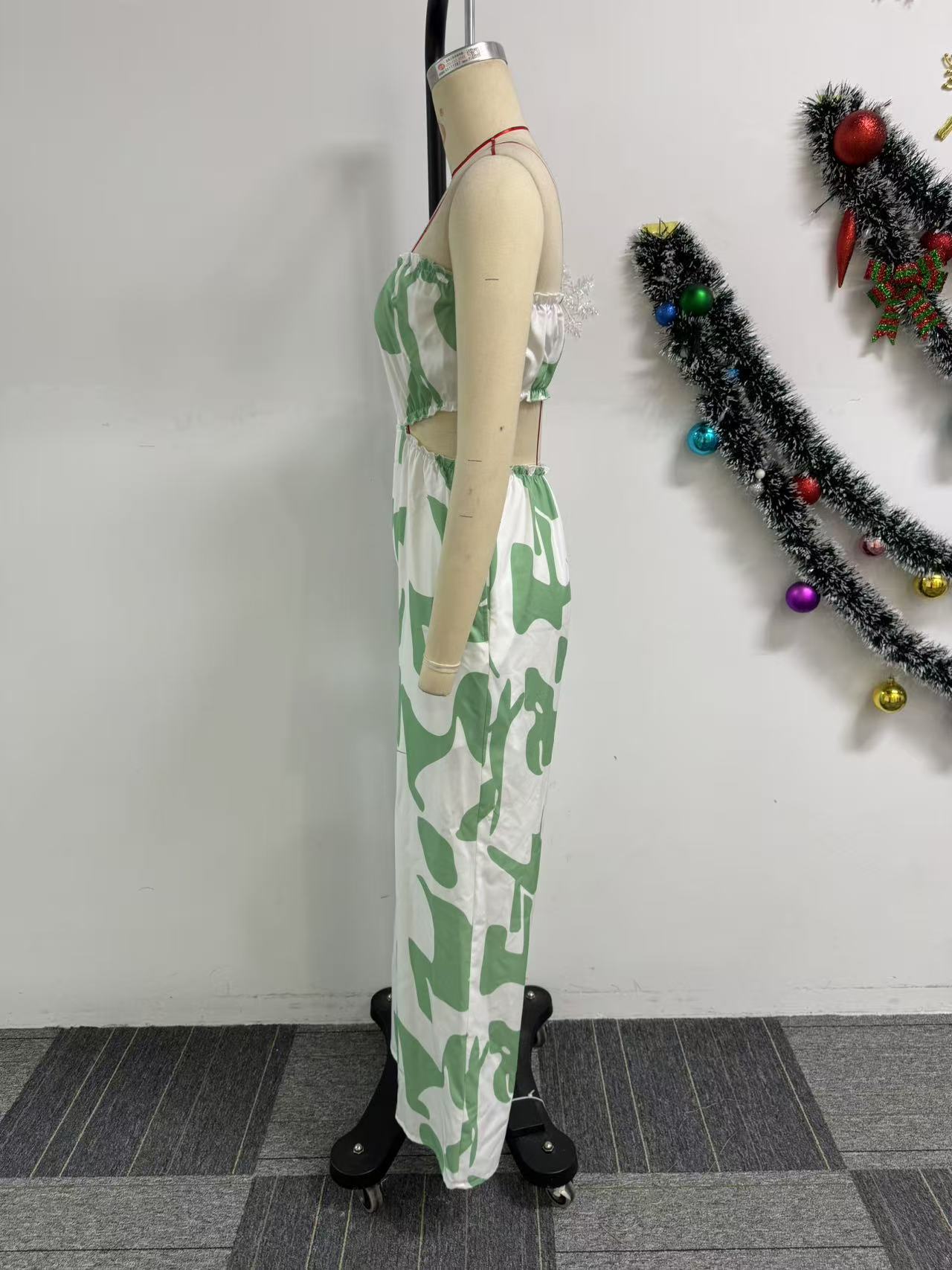 Women Elegant Strapless Printed Wide-leg Jumpsuit 13