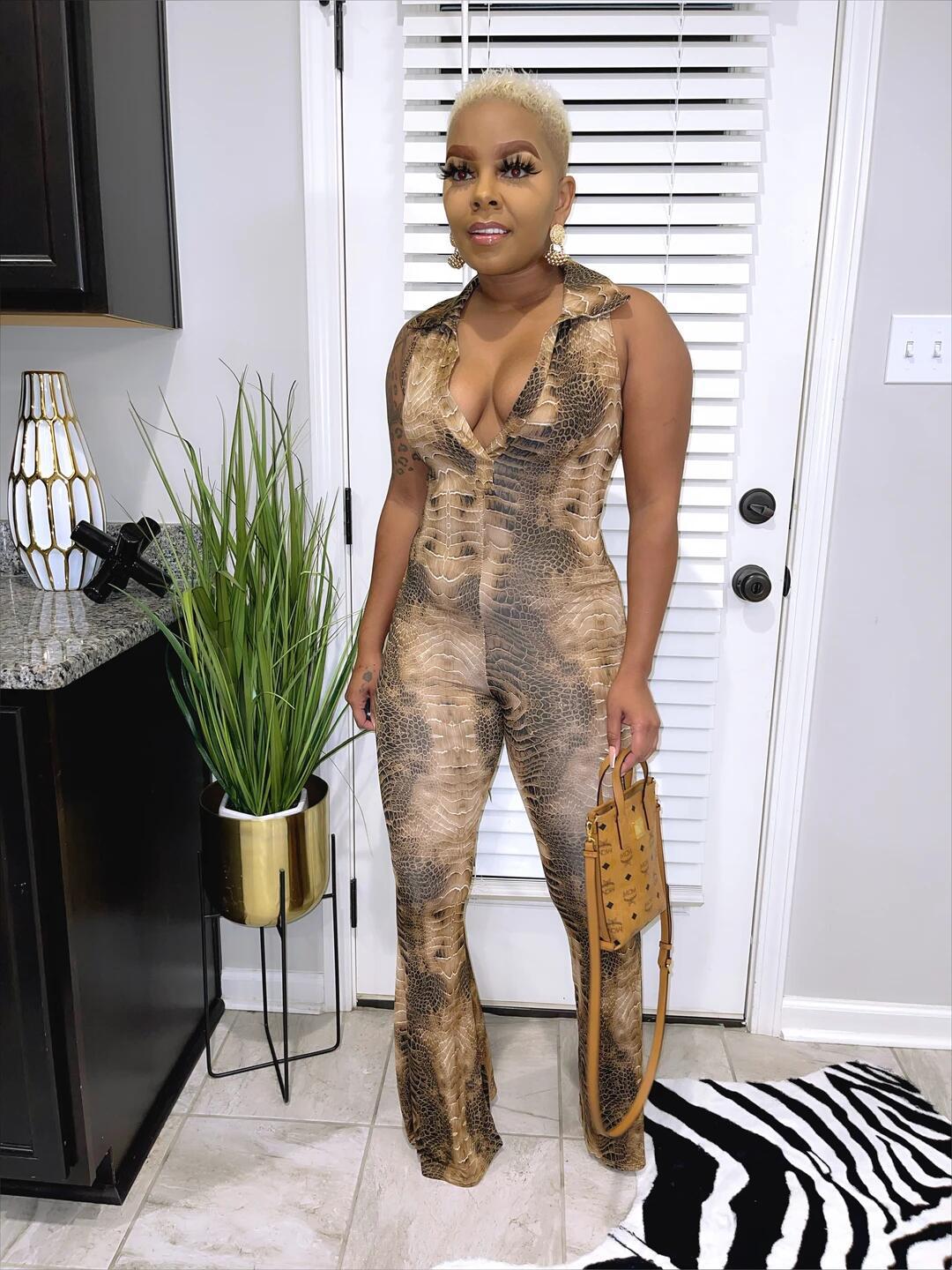 Women's Fashionable snake print V-neck tight fitting wide leg jumpsuit 3