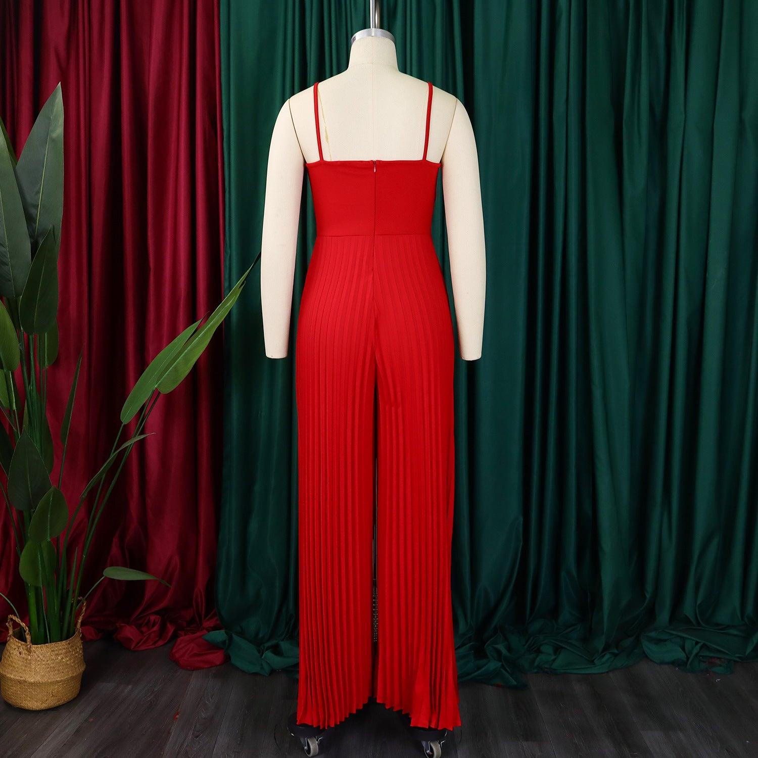 Women's Fashion Sexy Strap Flower Solid Color Pleated Jumpsuit 18