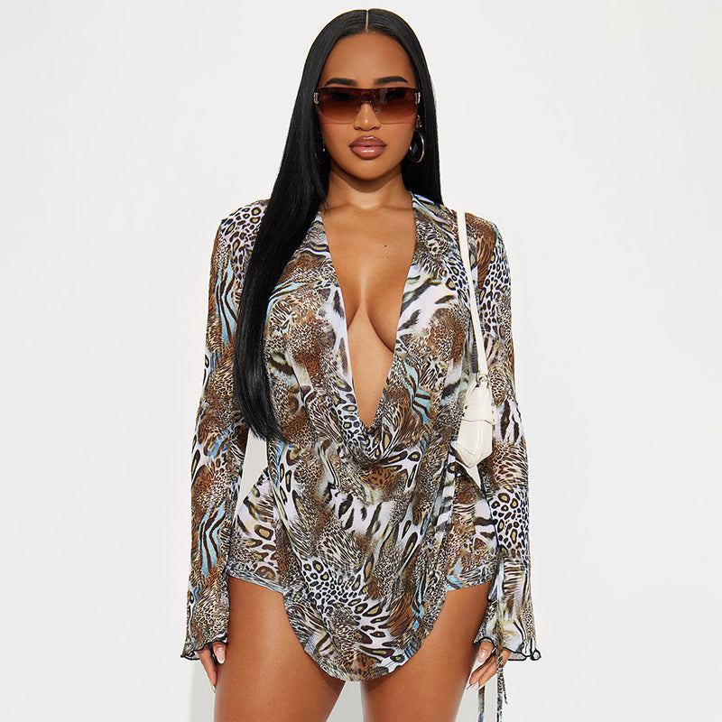 Women Fall Gradient Leopard Print Long-Sleeved Backless Top and Shorts Two-Piece Set 3