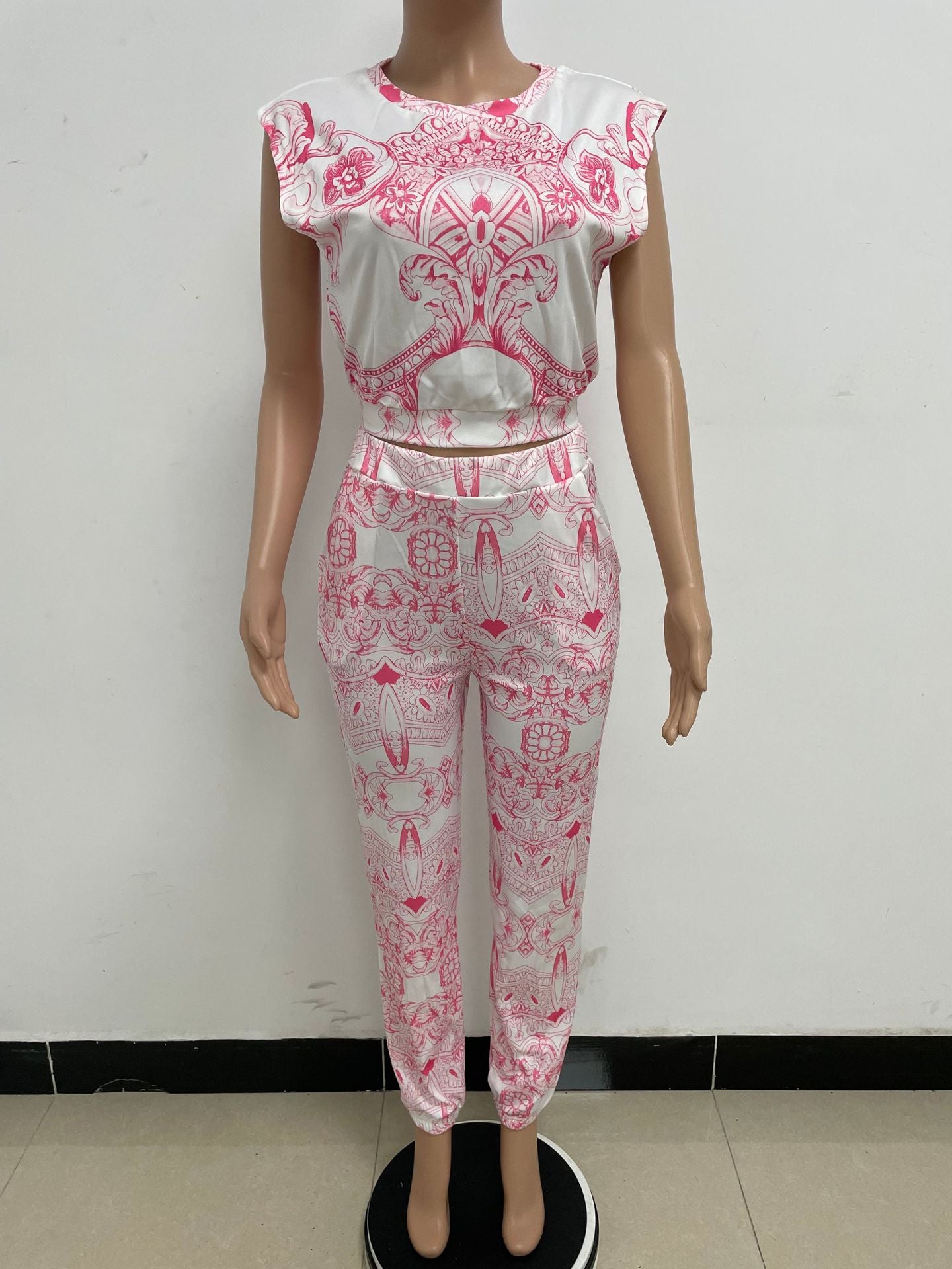 Fashionable Women's Printed Sleeveless Casual Two Piece Pants Set 16