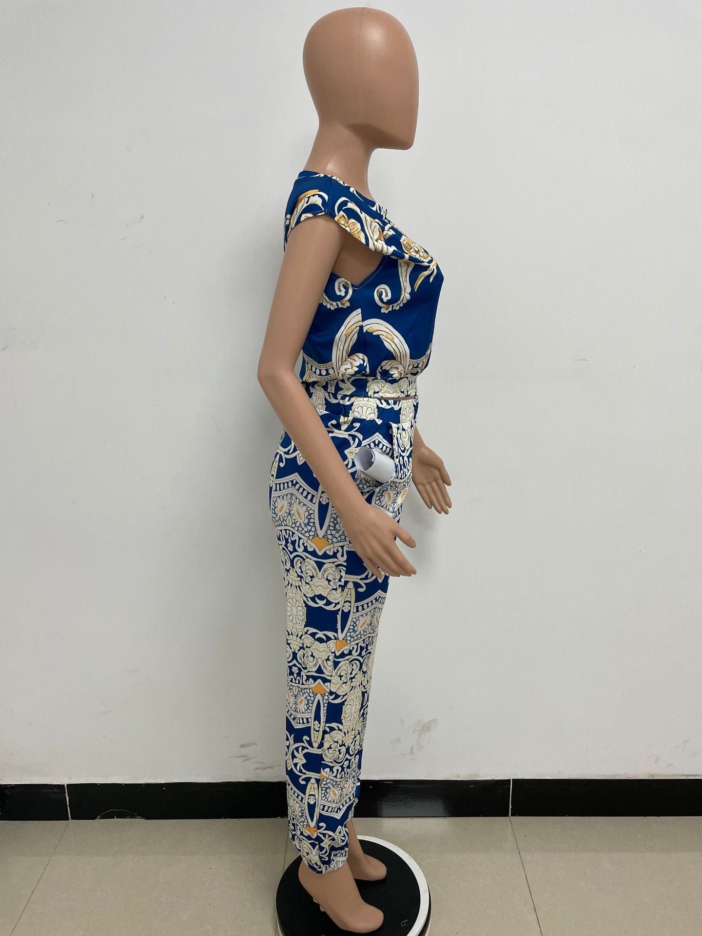 Fashionable Women's Printed Sleeveless Casual Two Piece Pants Set 11