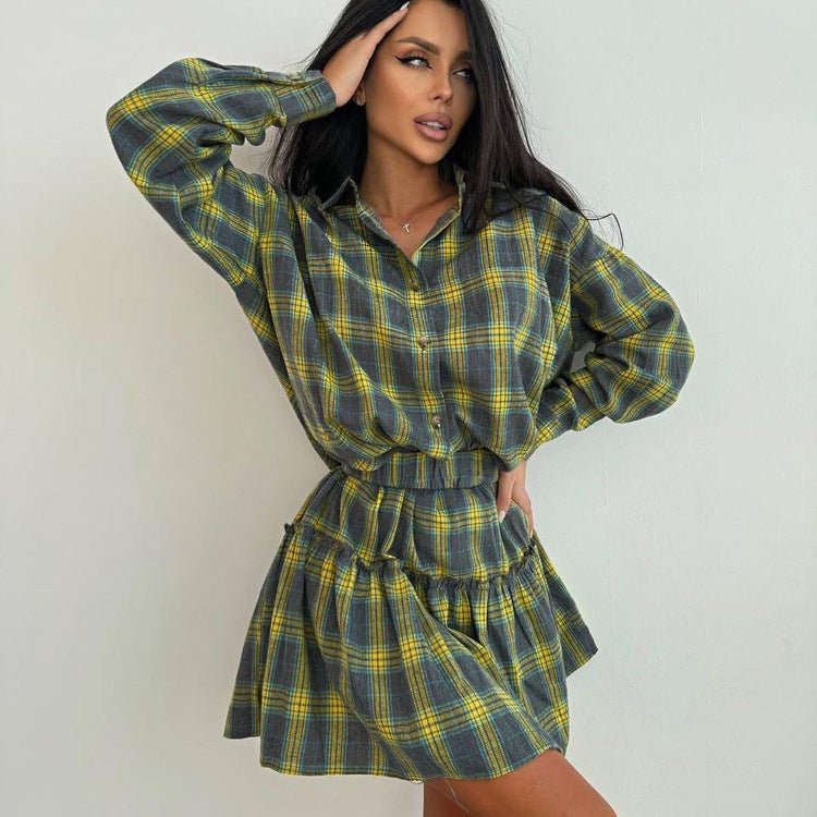 Women Plaid Long-sleeved Shirt and Pleated Skirt Two-piece Set 3